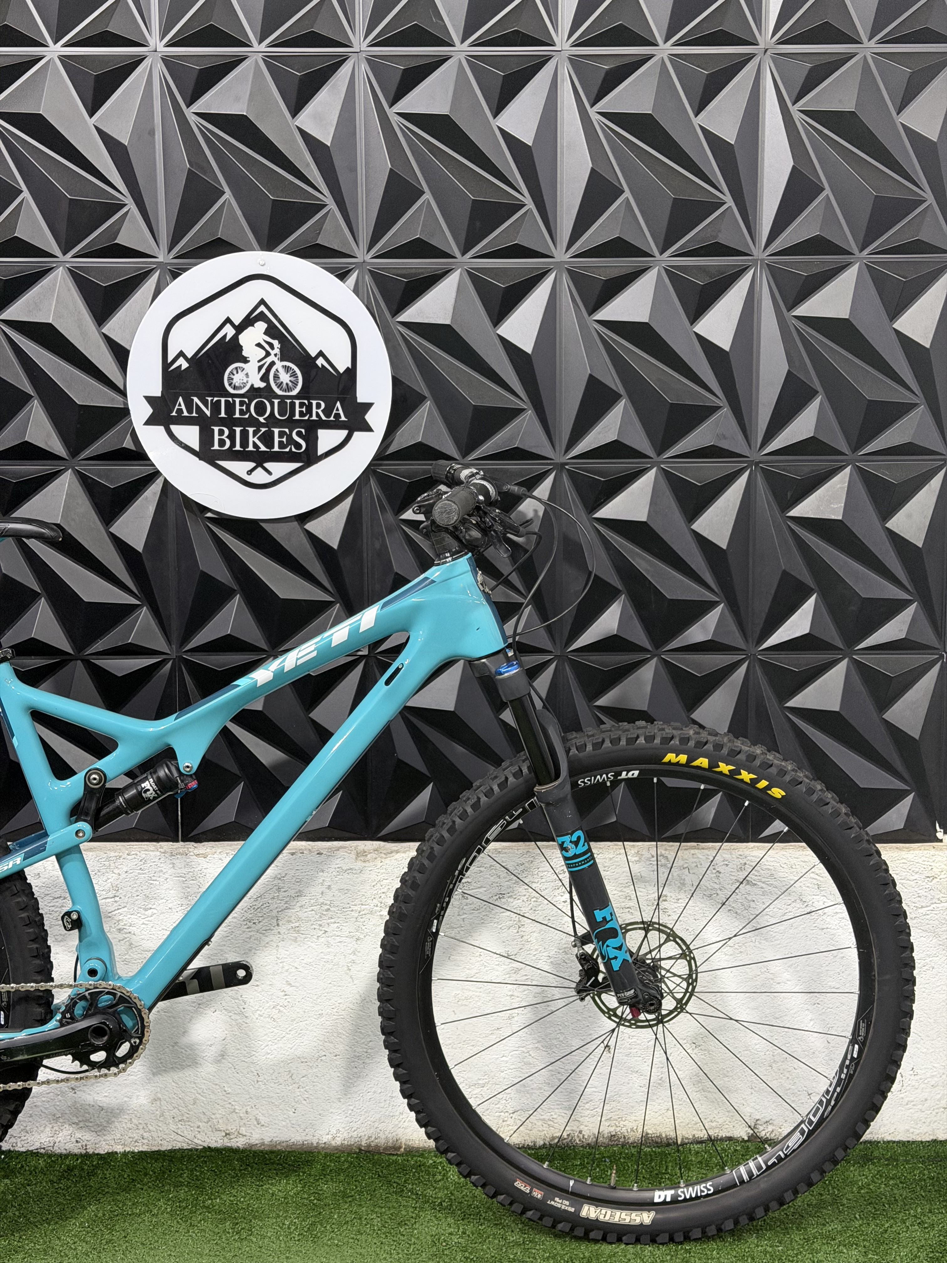 YETI ASR FULL CARBÓN