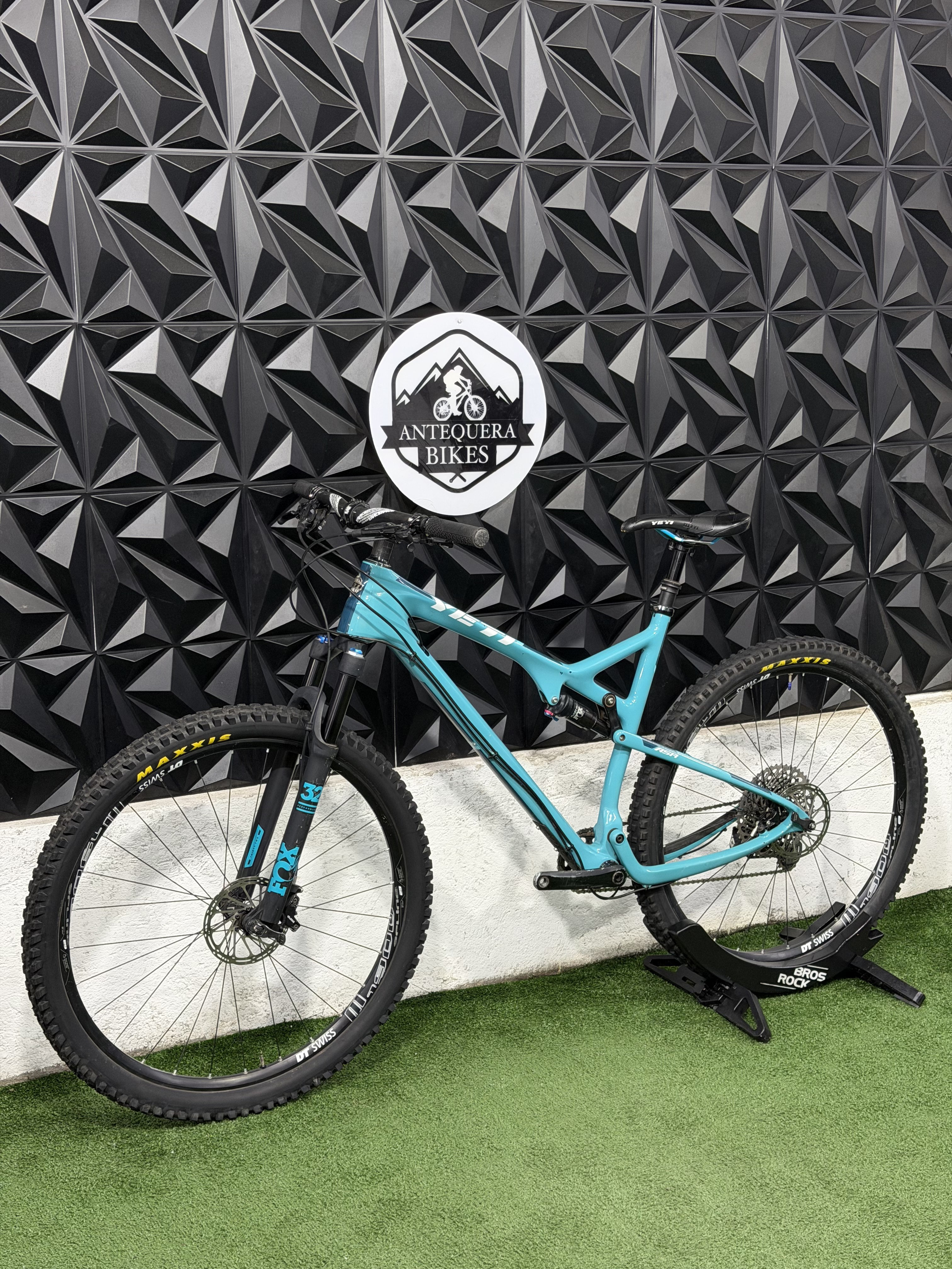 YETI ASR FULL CARBÓN