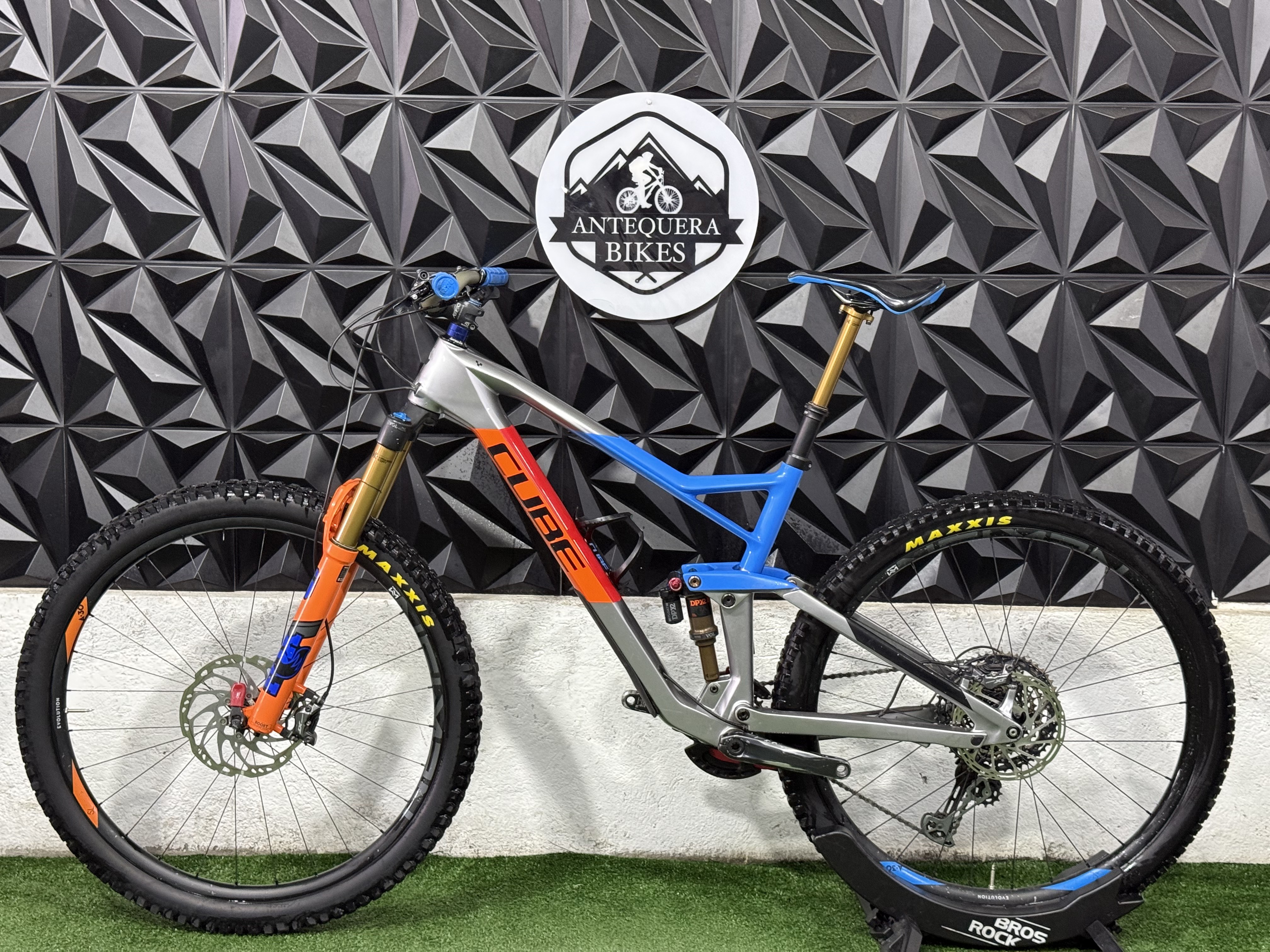 CUBE STEREO SLC FULL CARBON