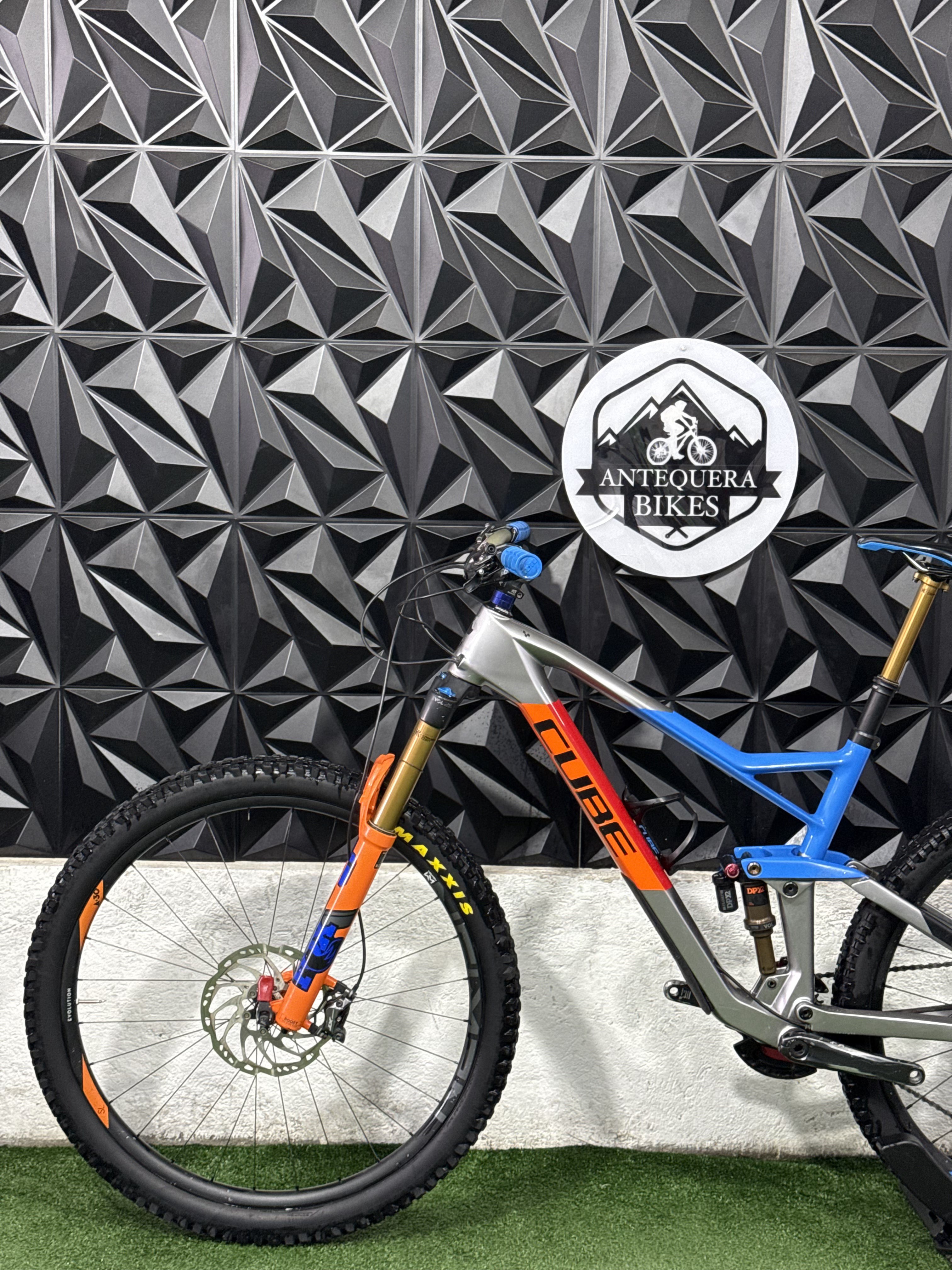 CUBE STEREO SLC FULL CARBON