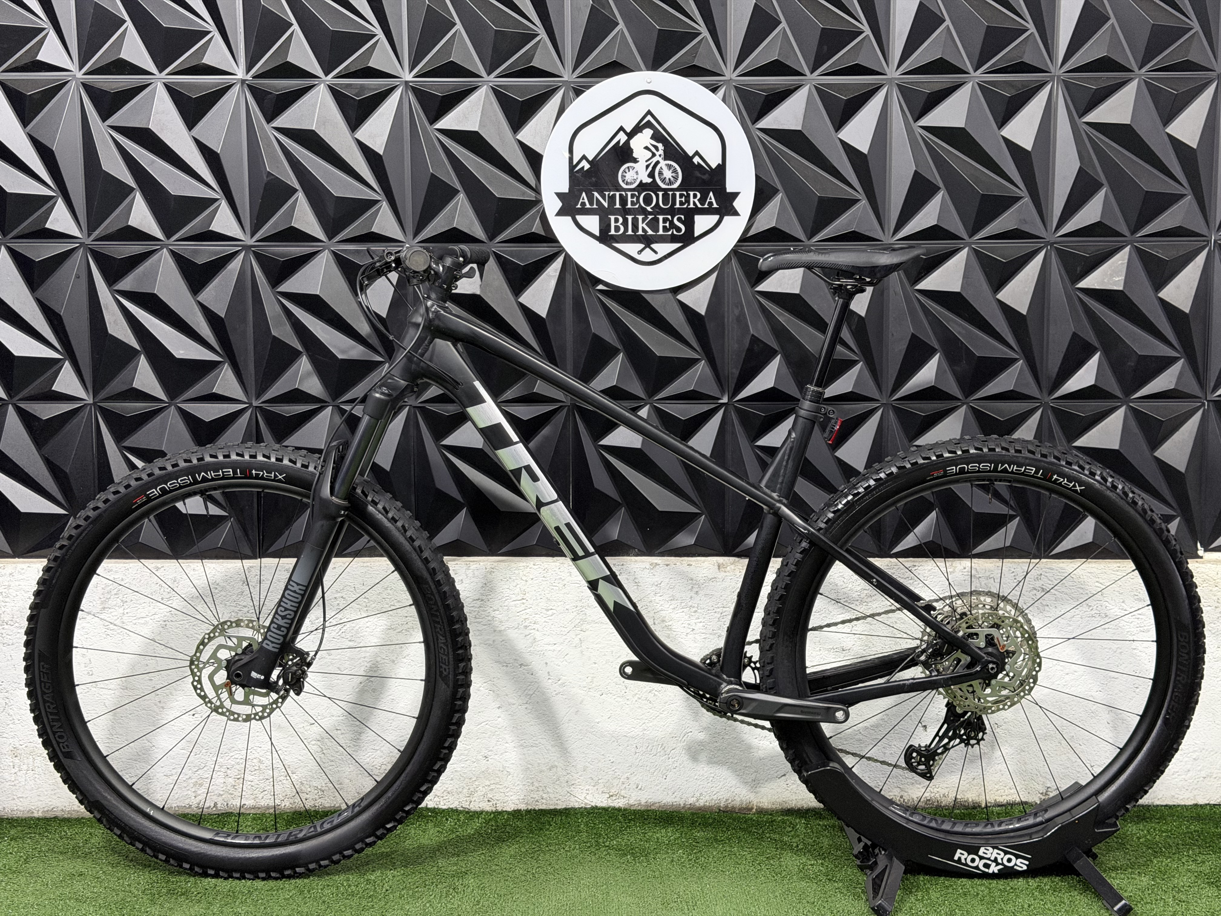 TREK ROSCOE 7 GEN 3