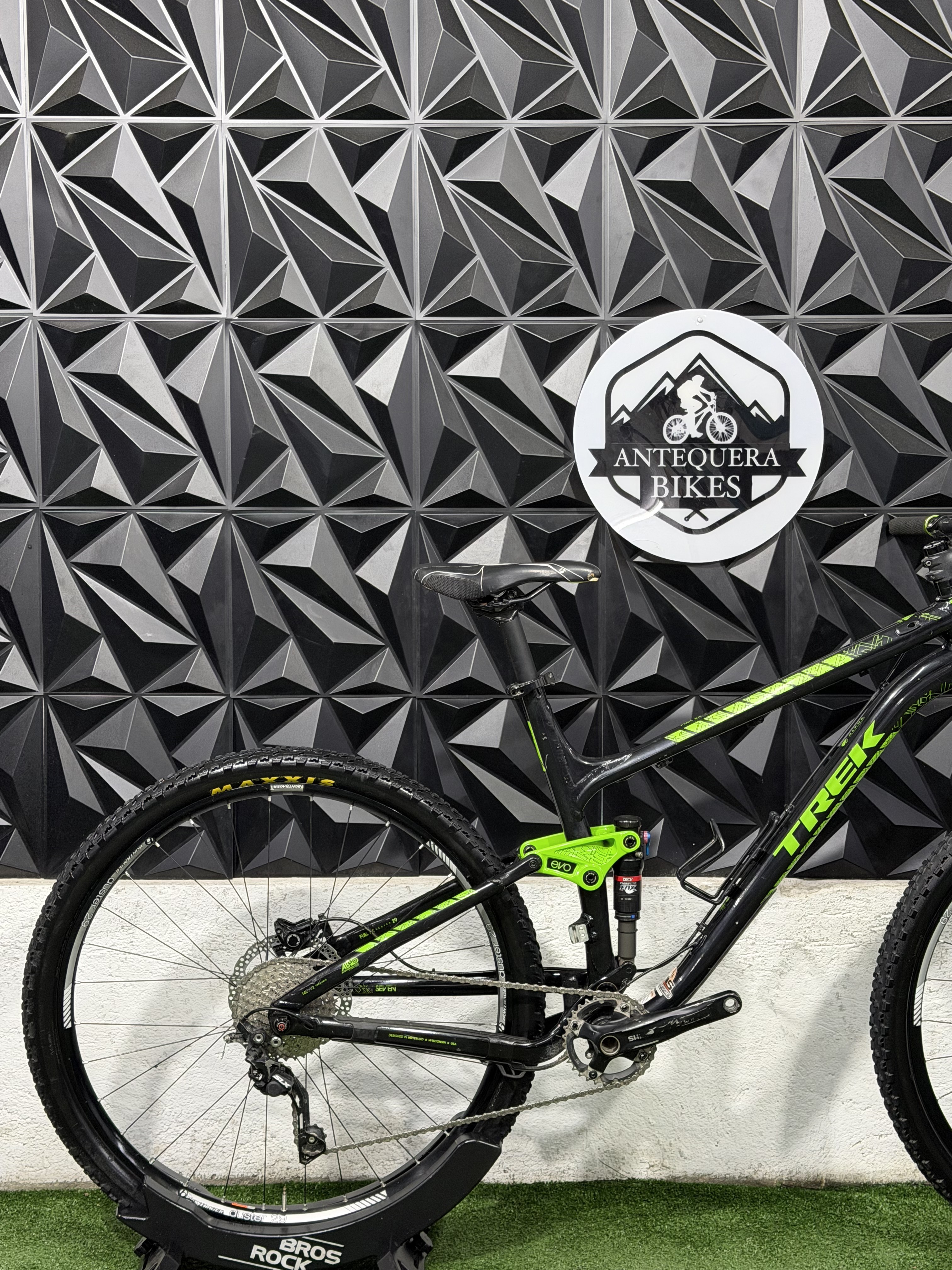 TREK FUEL EX 7