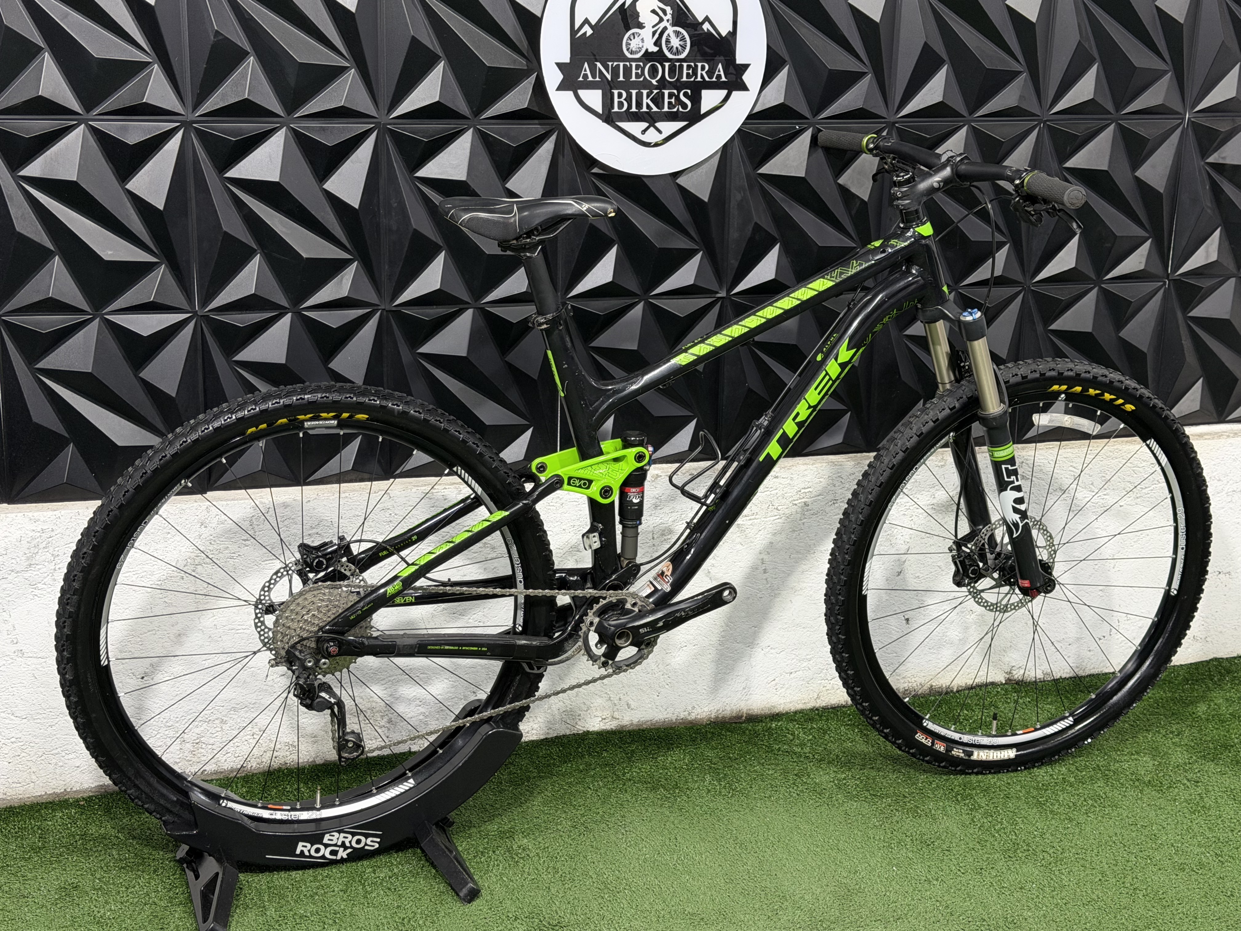 TREK FUEL EX 7