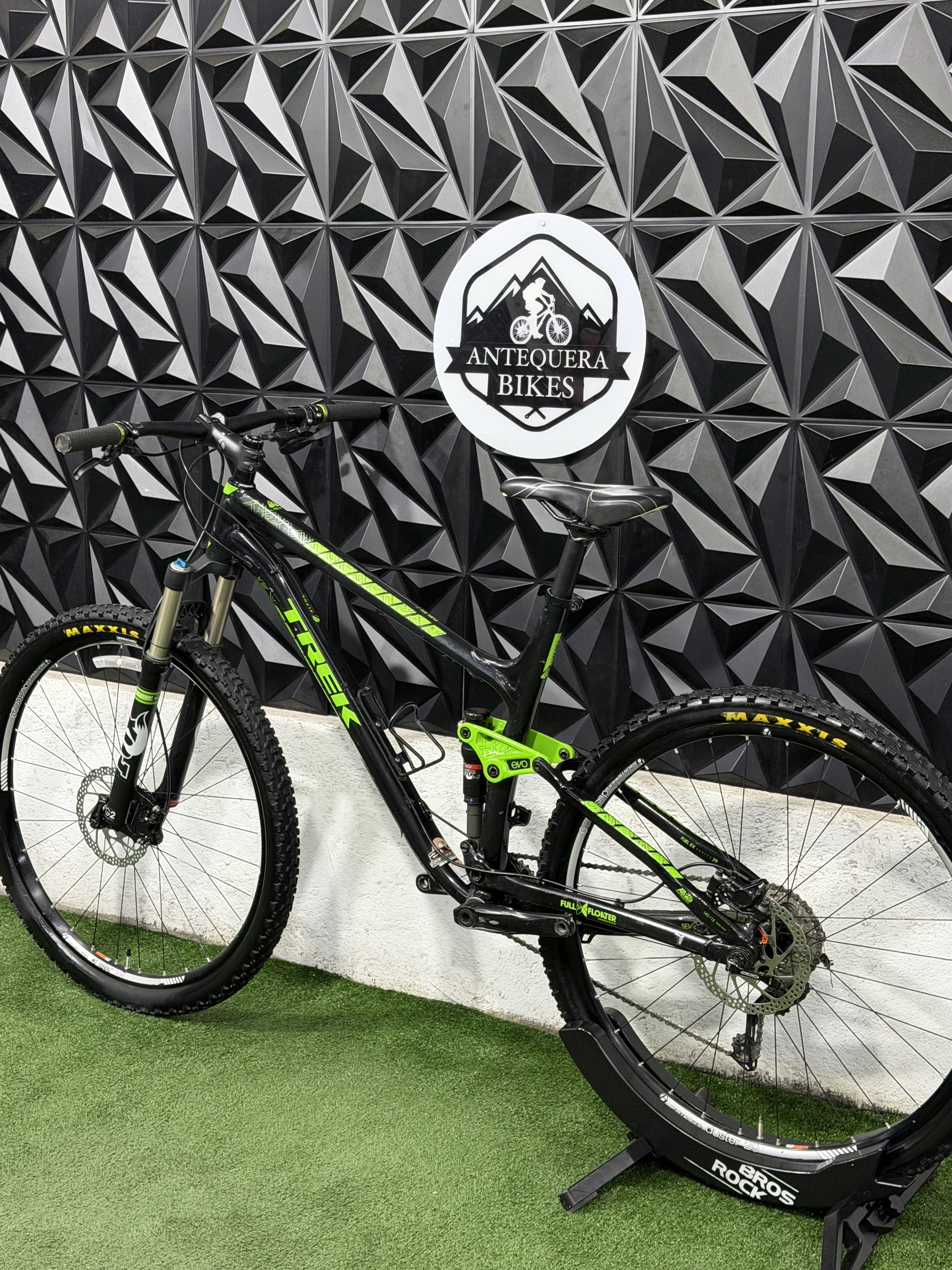 TREK FUEL EX 7