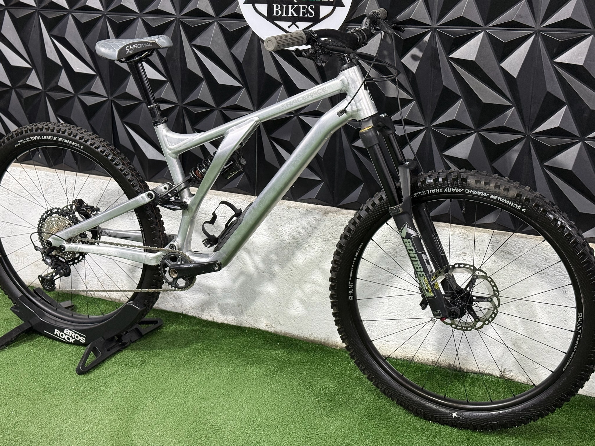SPECIALIZED STUMPJUMPER CON MEJORAS