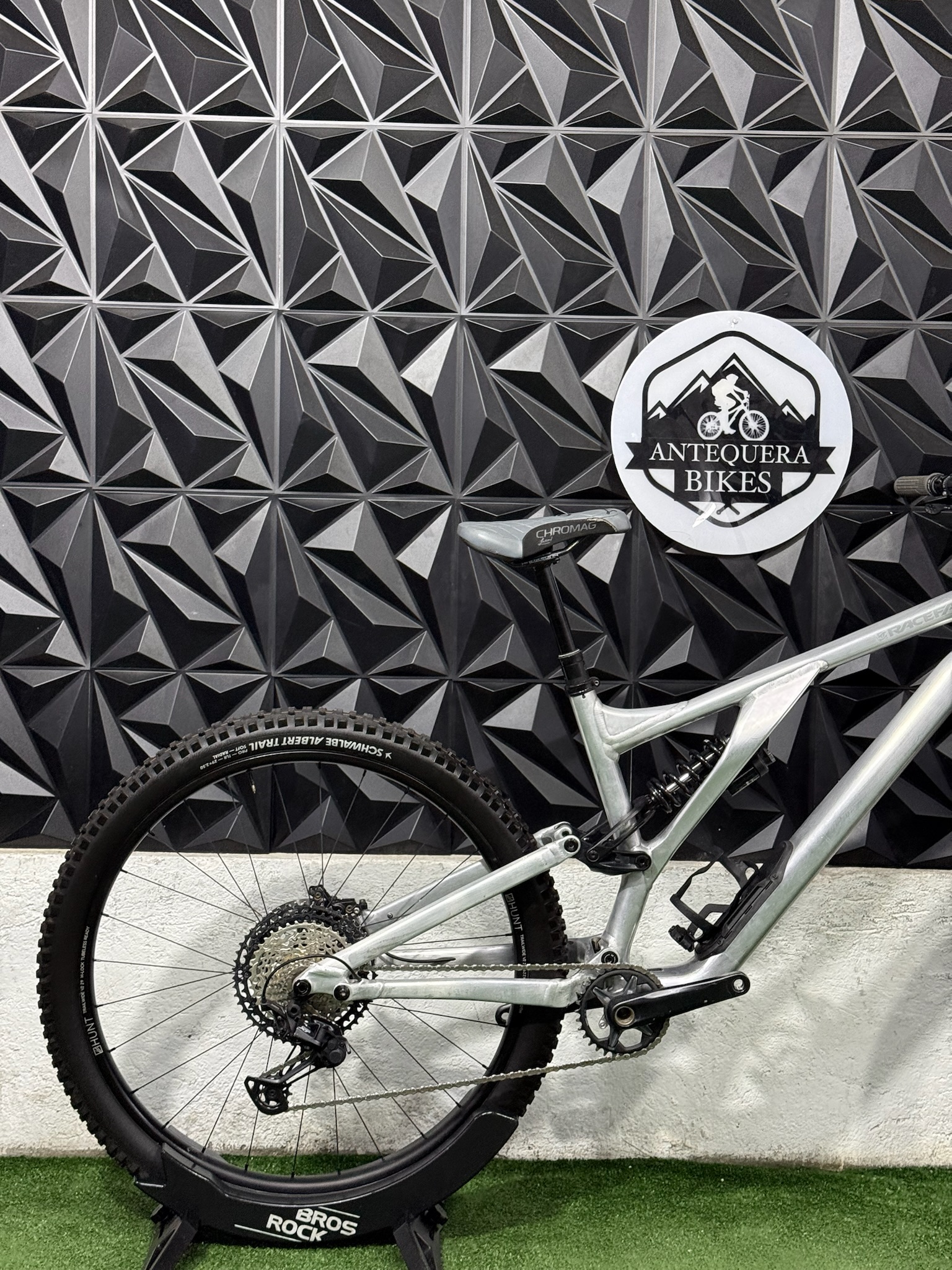 SPECIALIZED STUMPJUMPER CON MEJORAS