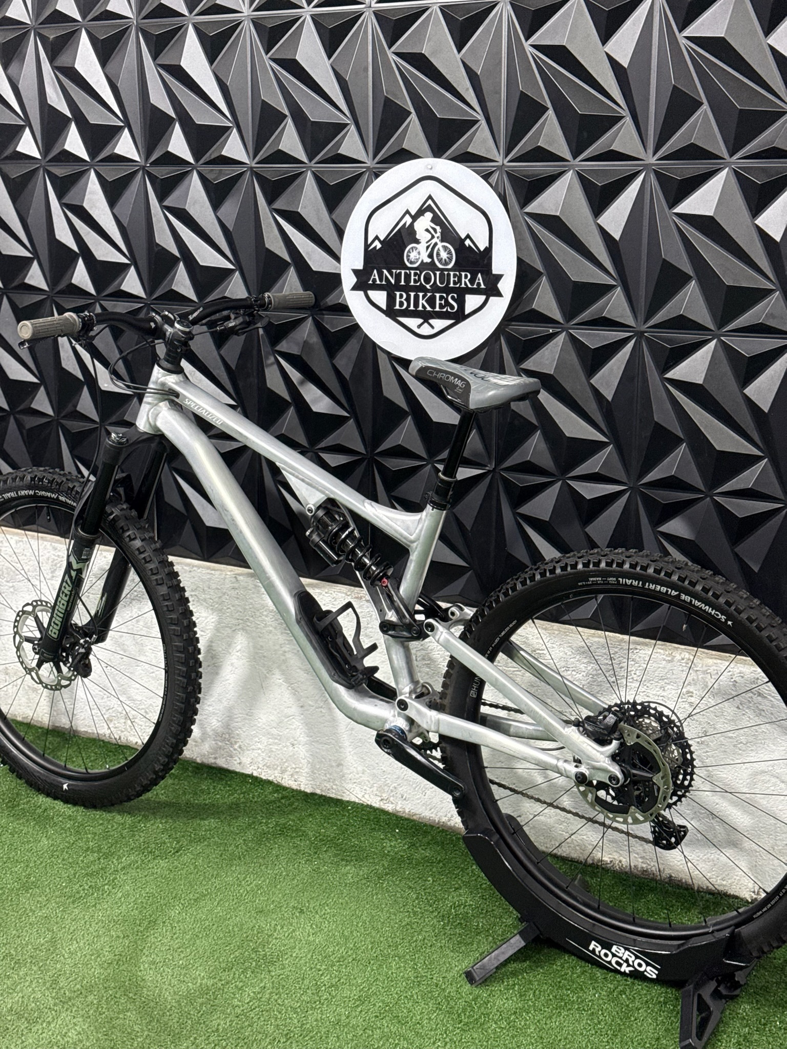SPECIALIZED STUMPJUMPER CON MEJORAS