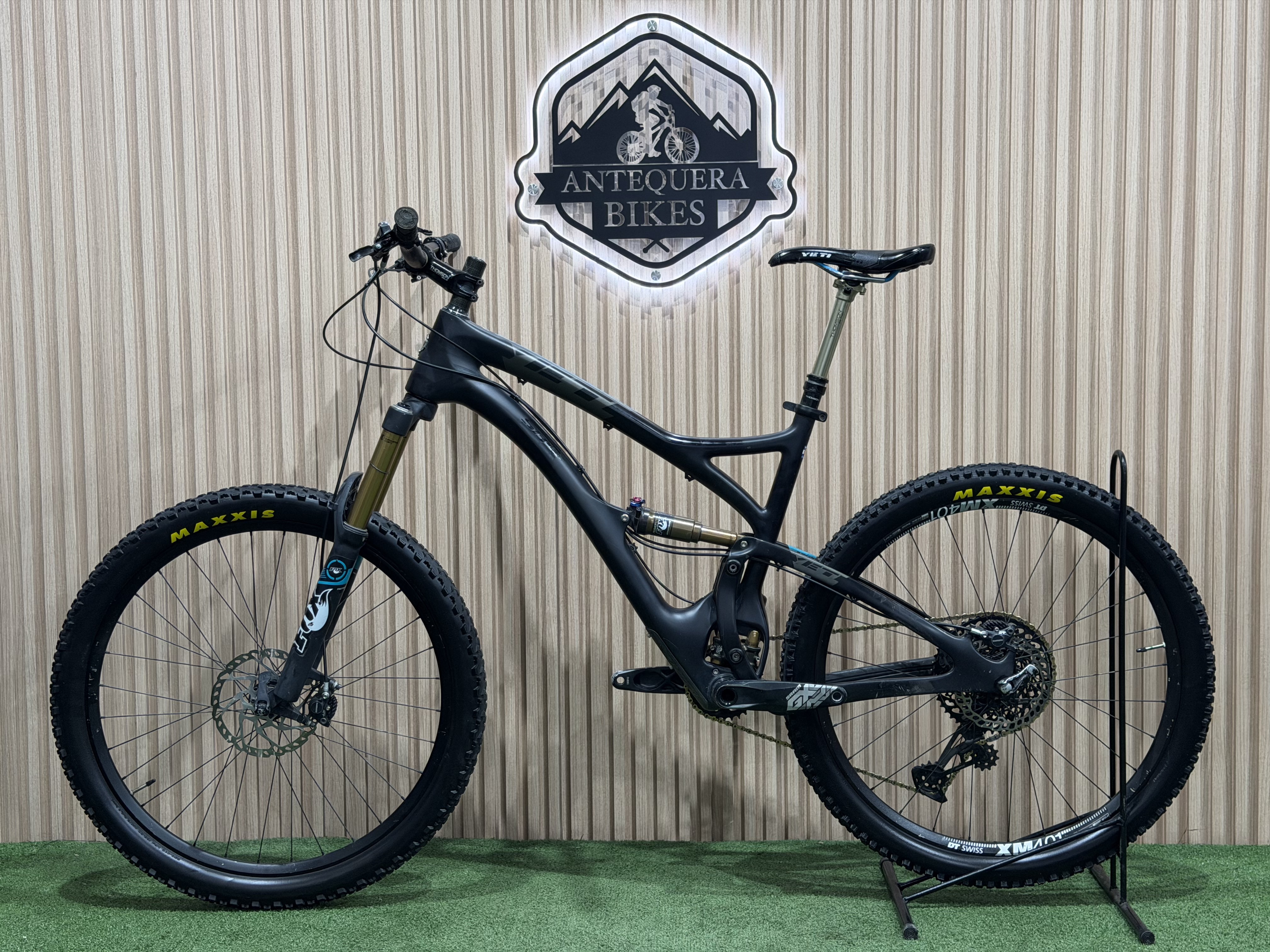 YETI SB5 CARBON