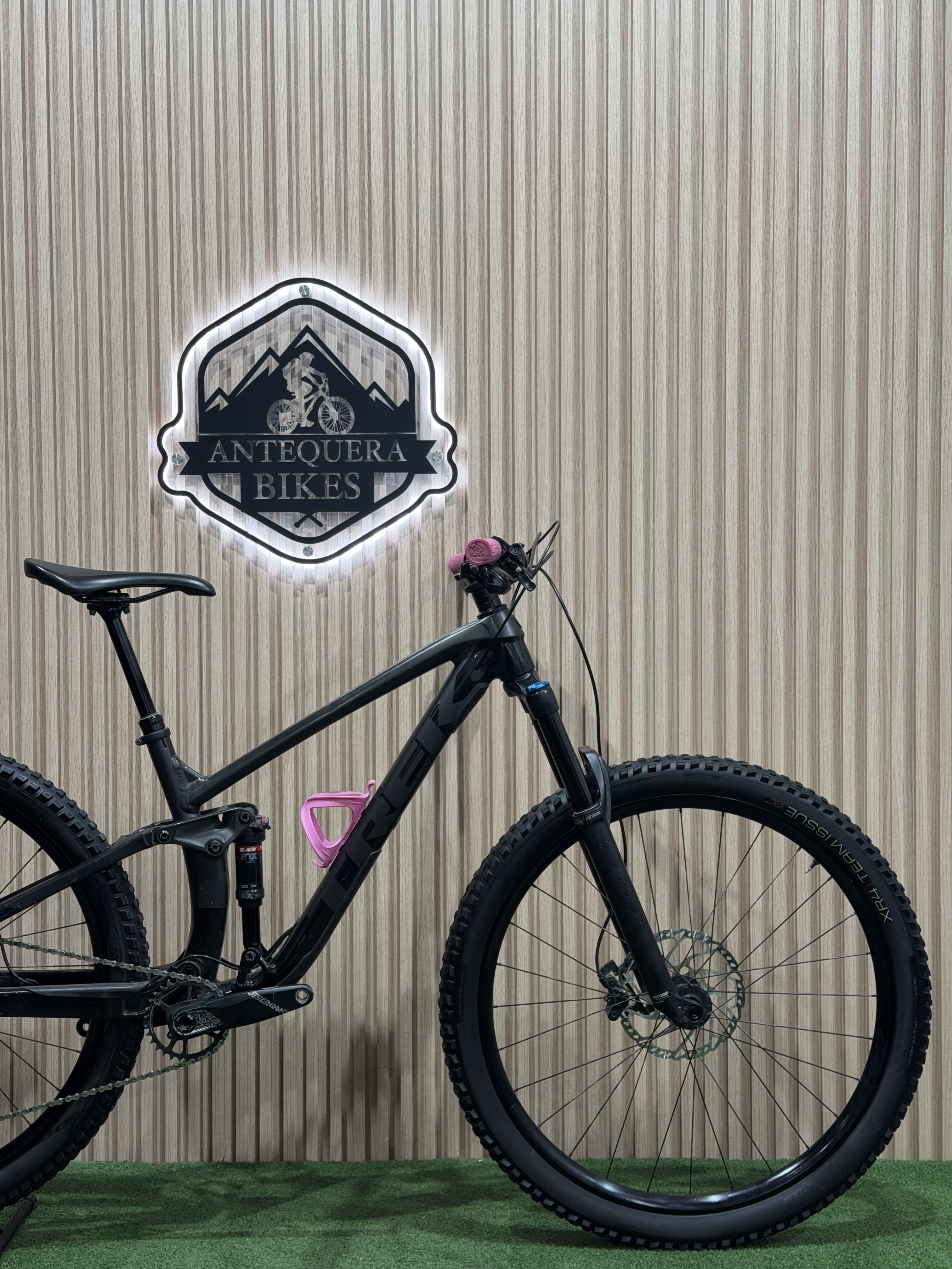 TREK FUEL EX 8