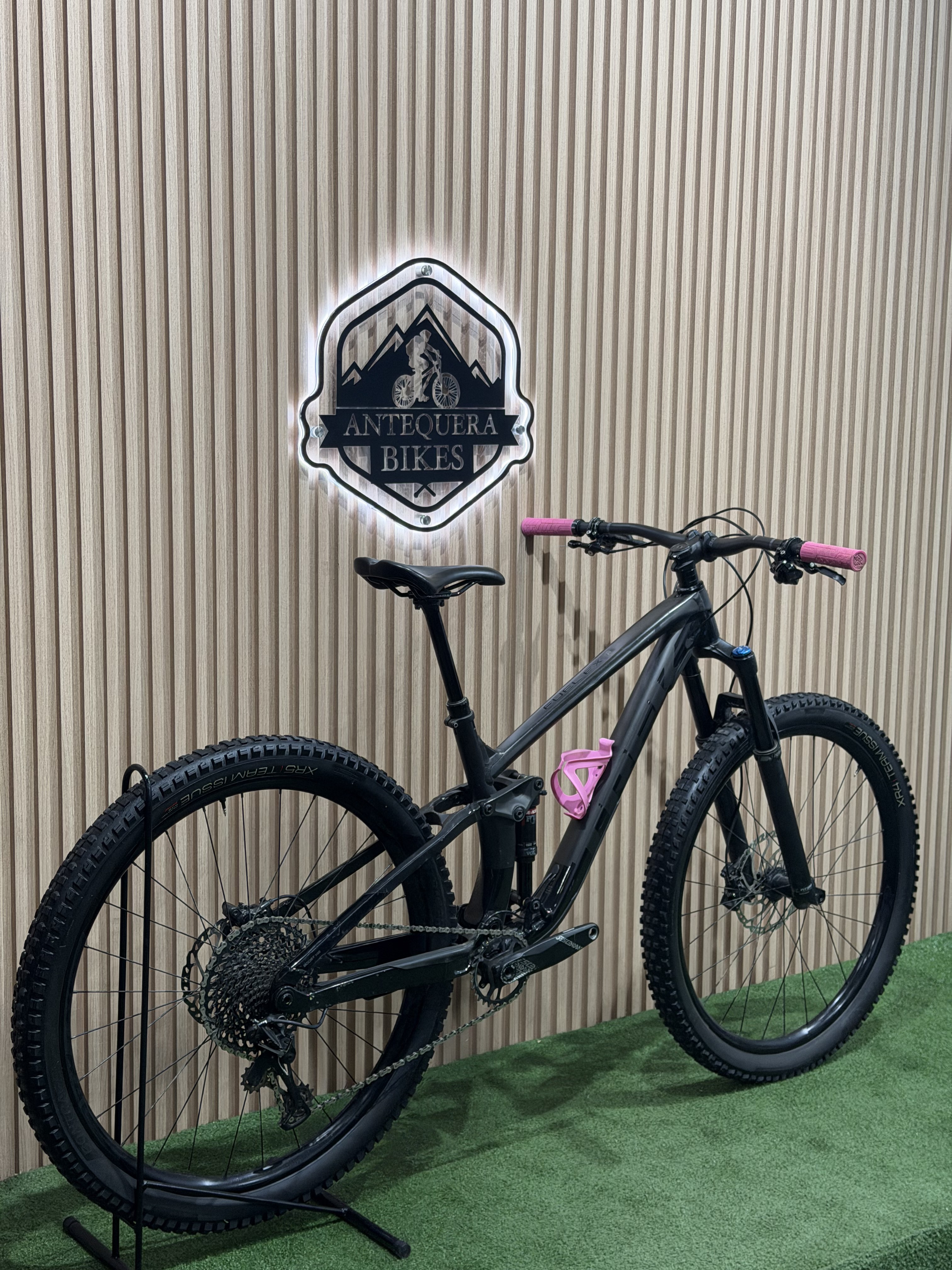 TREK FUEL EX 8