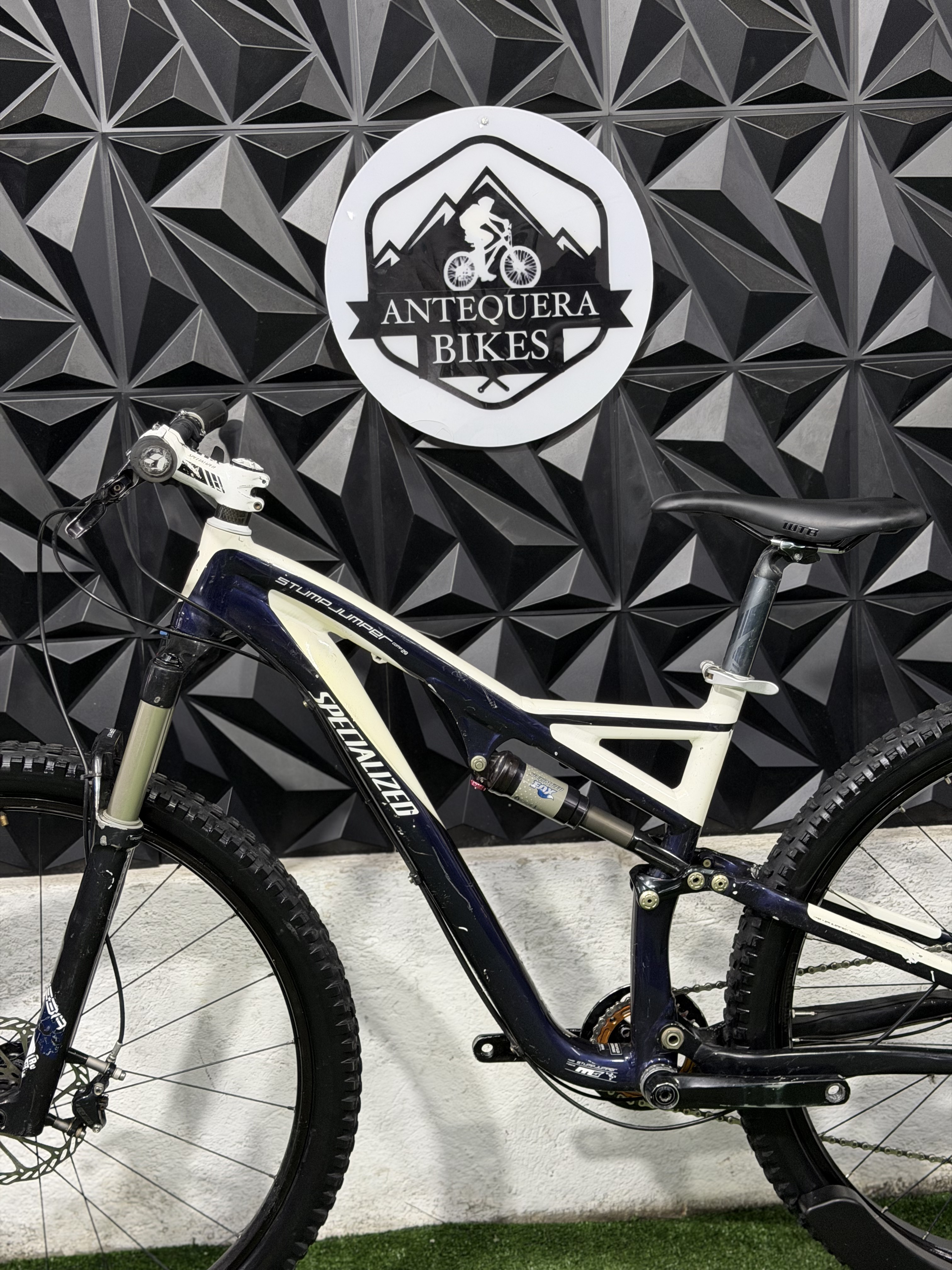 SPECIALIZED STUMPJUMPER COMP