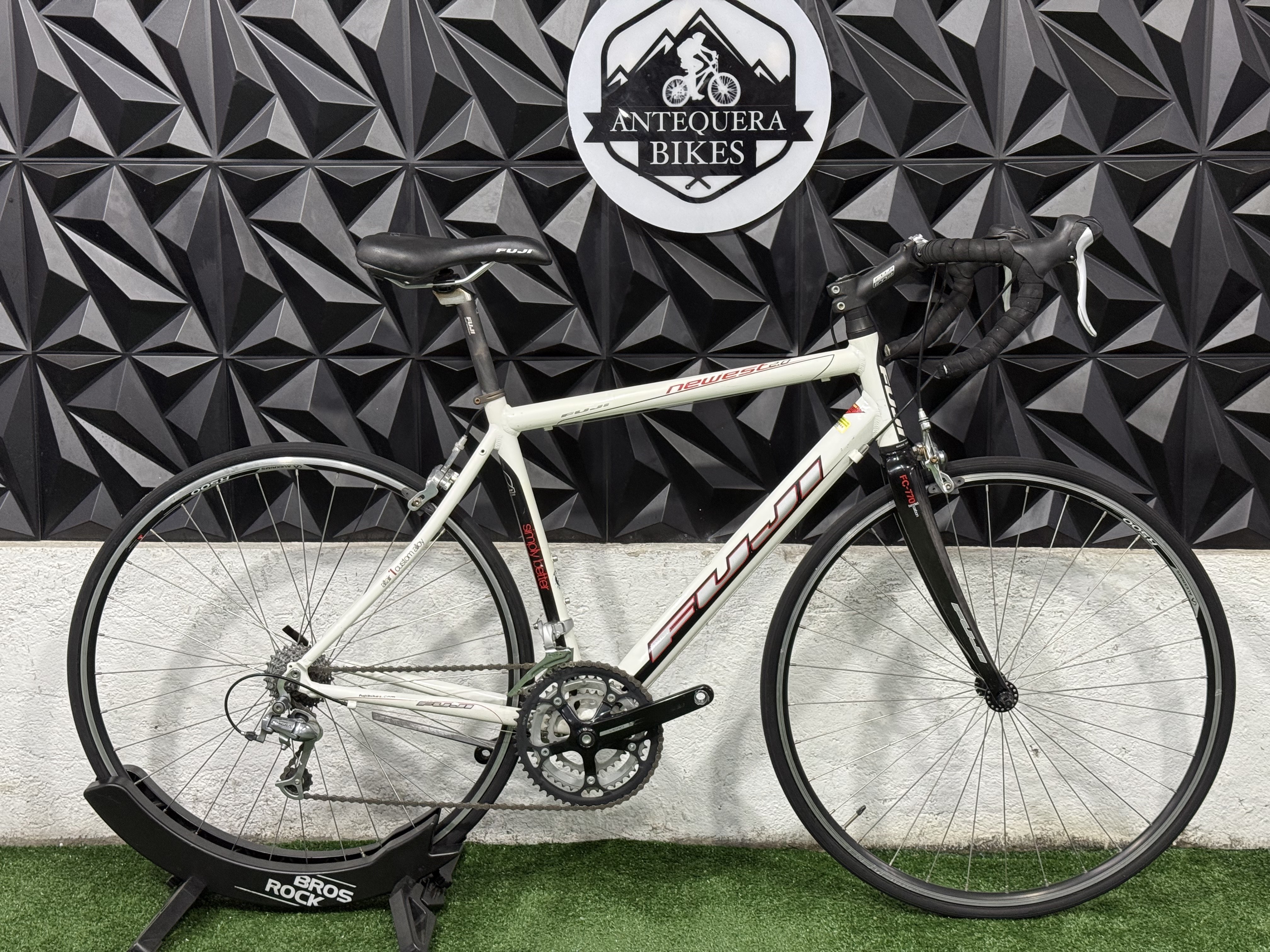 FUJI NEWEST 2.0