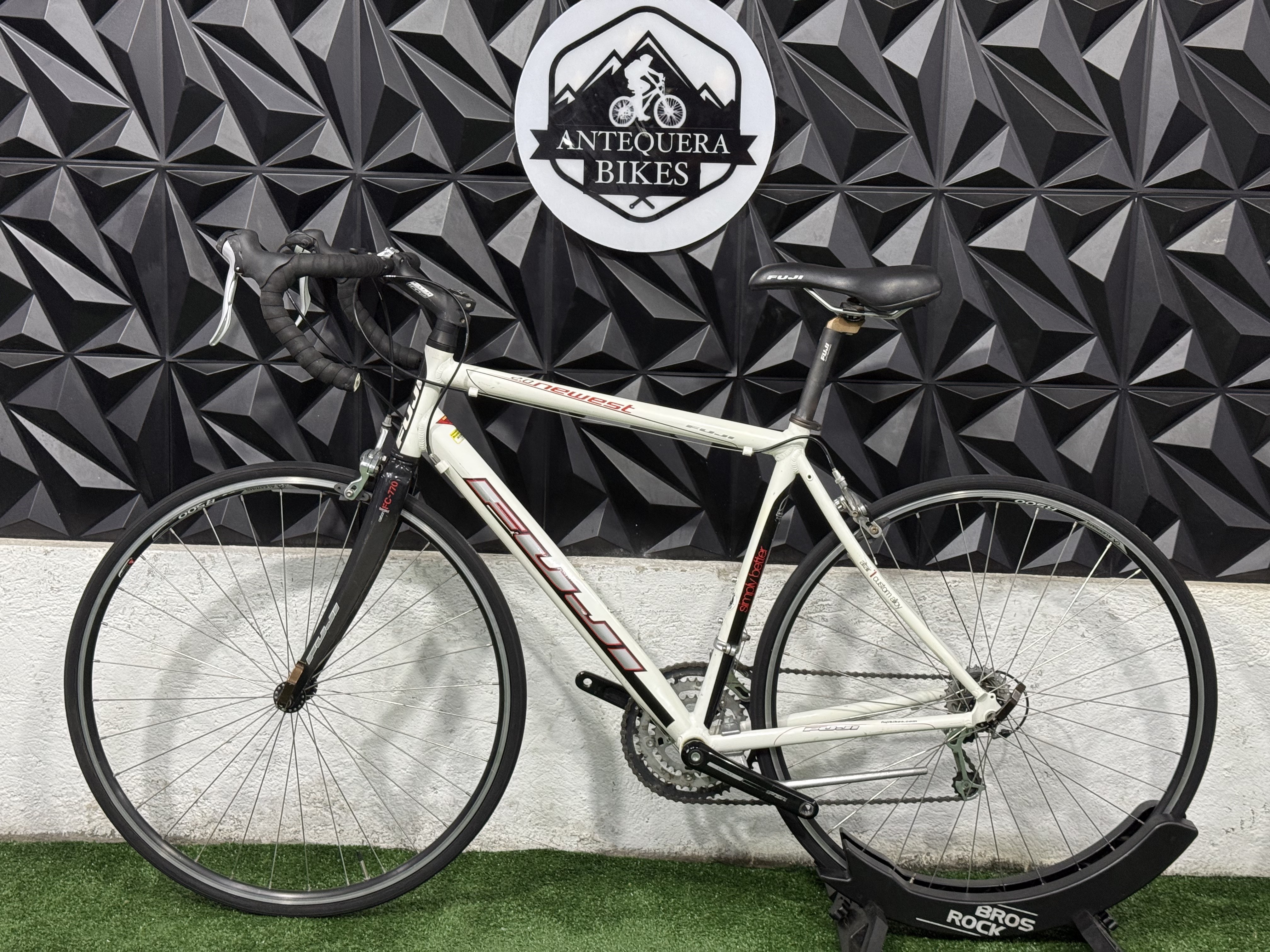 FUJI NEWEST 2.0