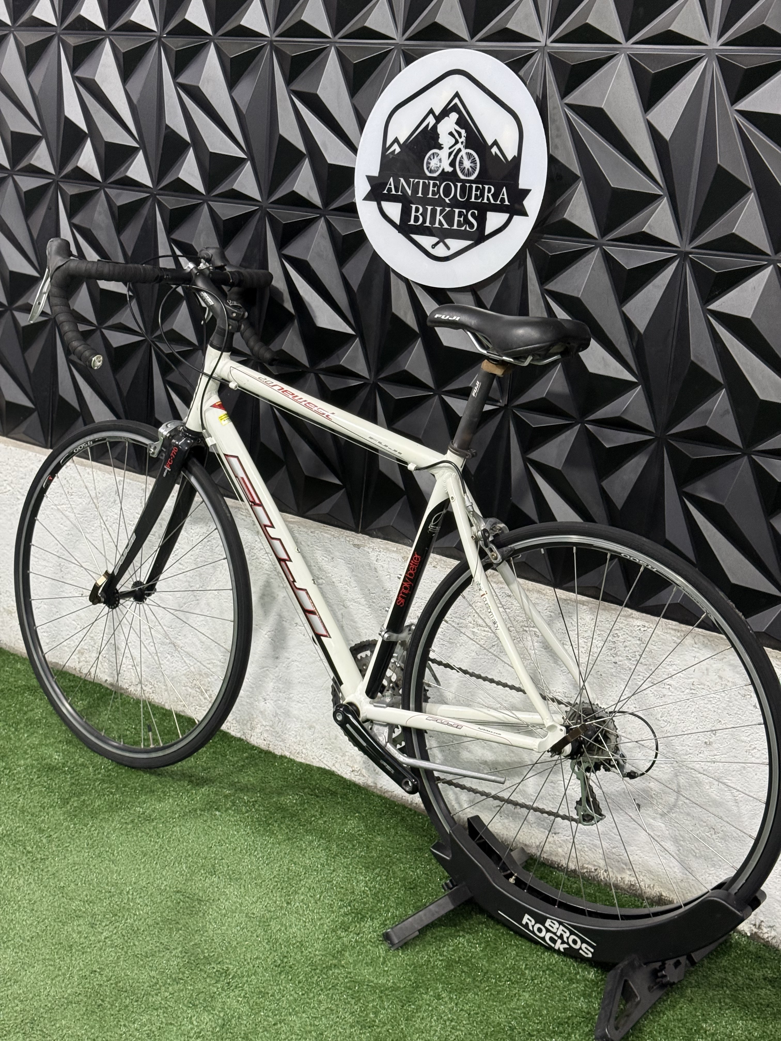 FUJI NEWEST 2.0