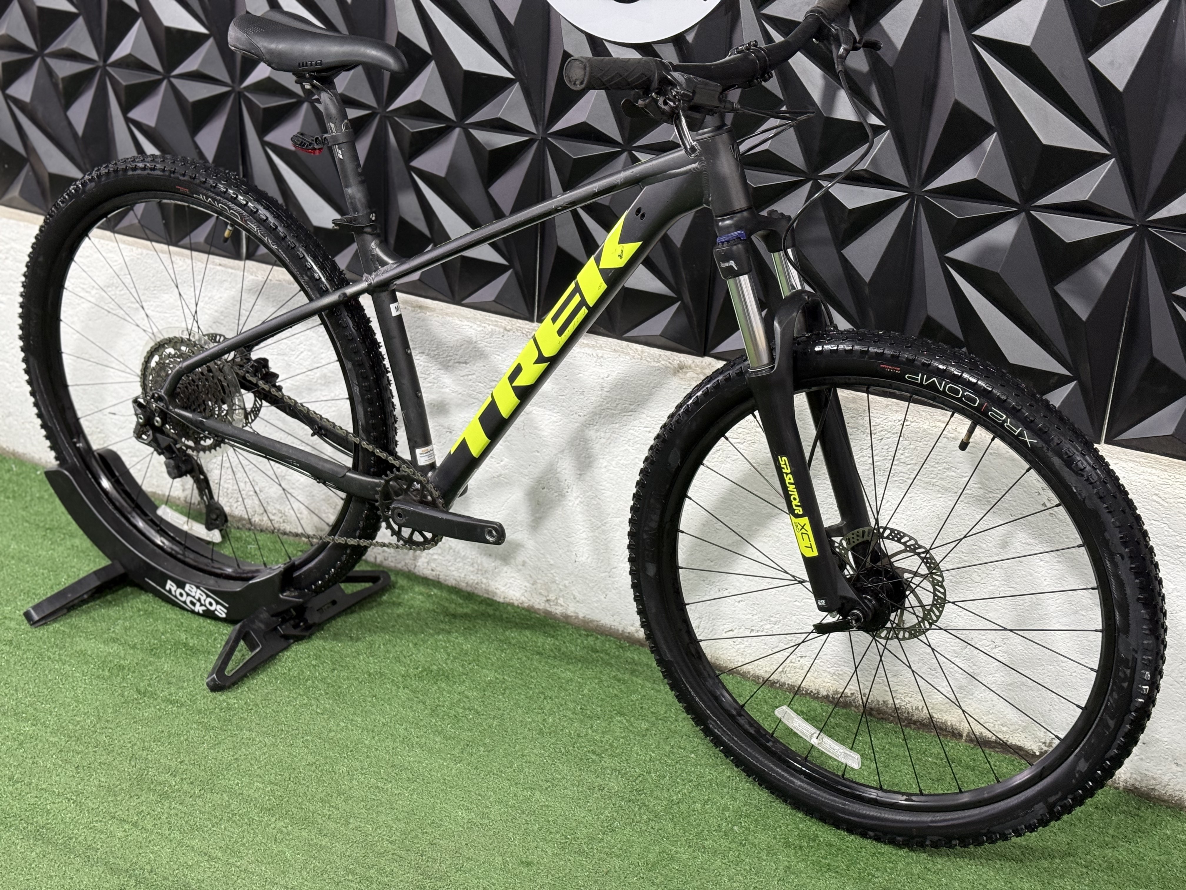 TREK MARLIN 6