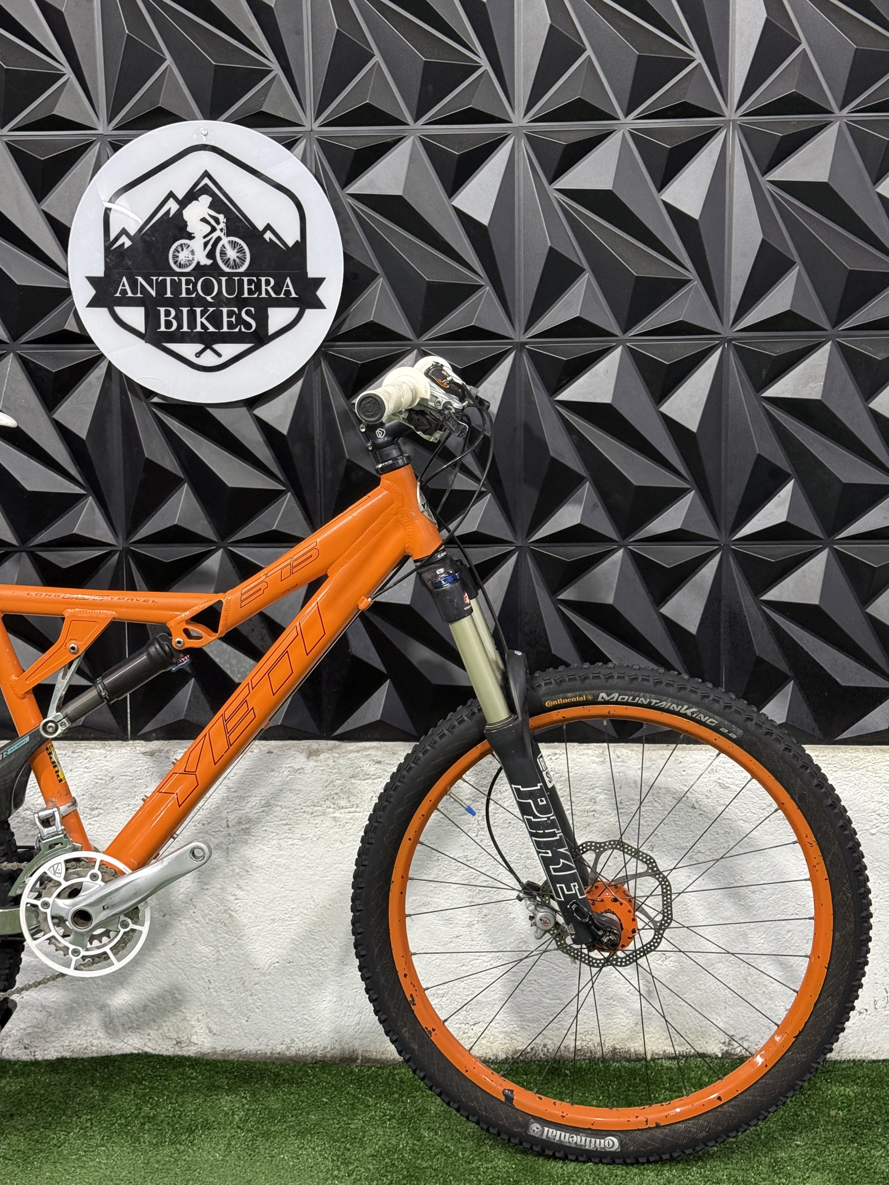 YETI SB 575