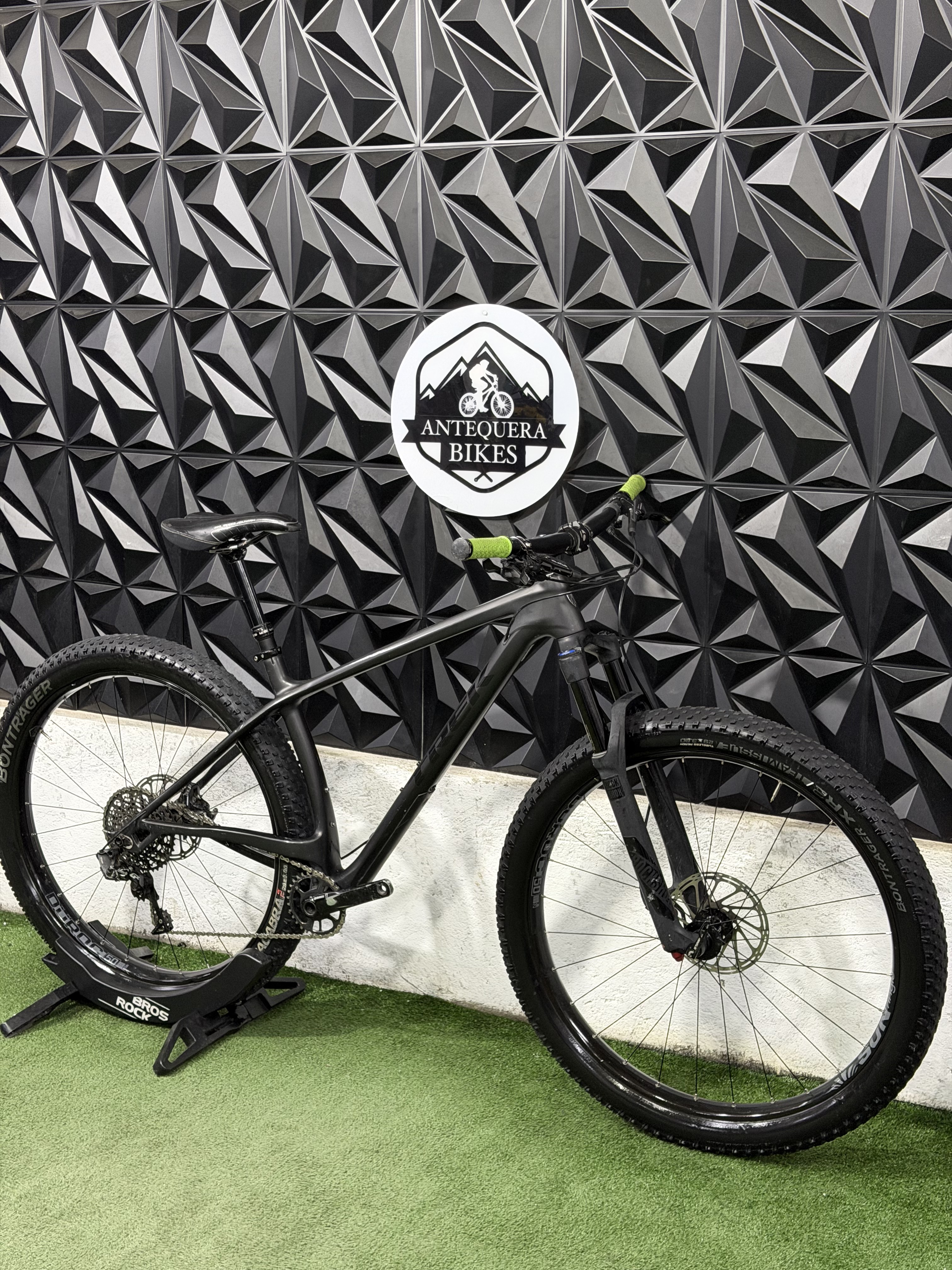 TREK STACHE 9.6