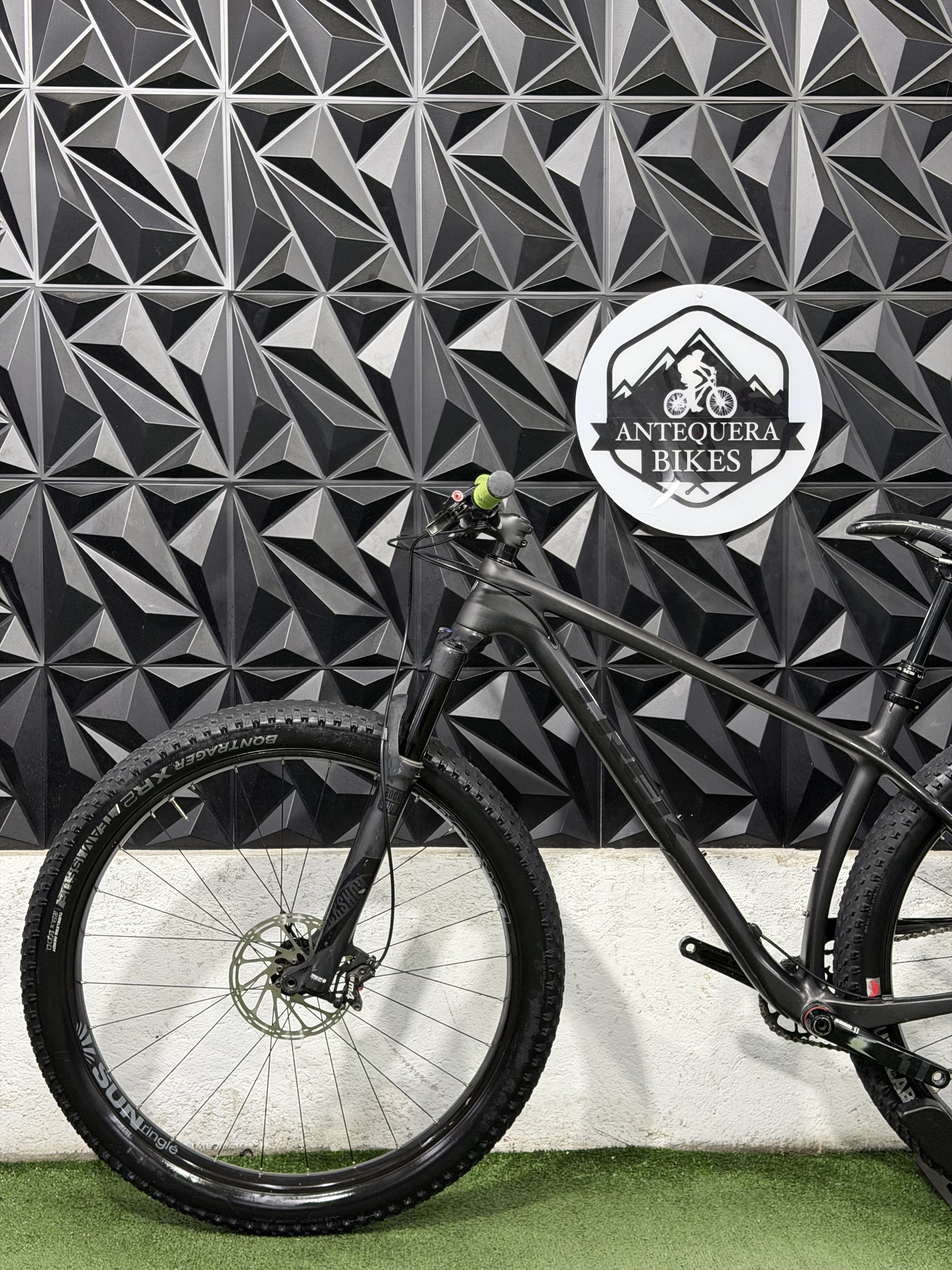 TREK STACHE 9.6
