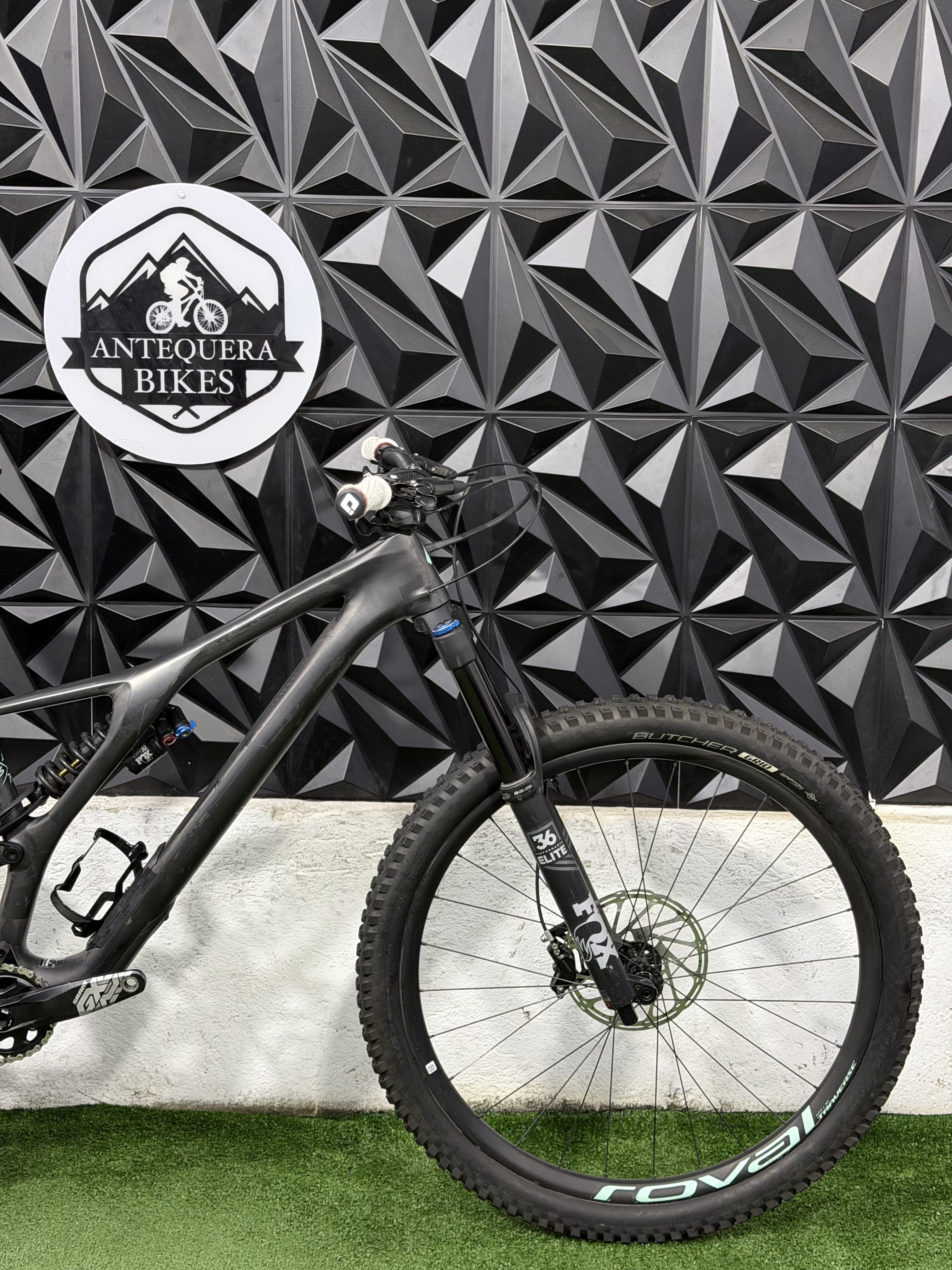 SPECIALIZED STUMPJUMPER EVO FULL CARBON