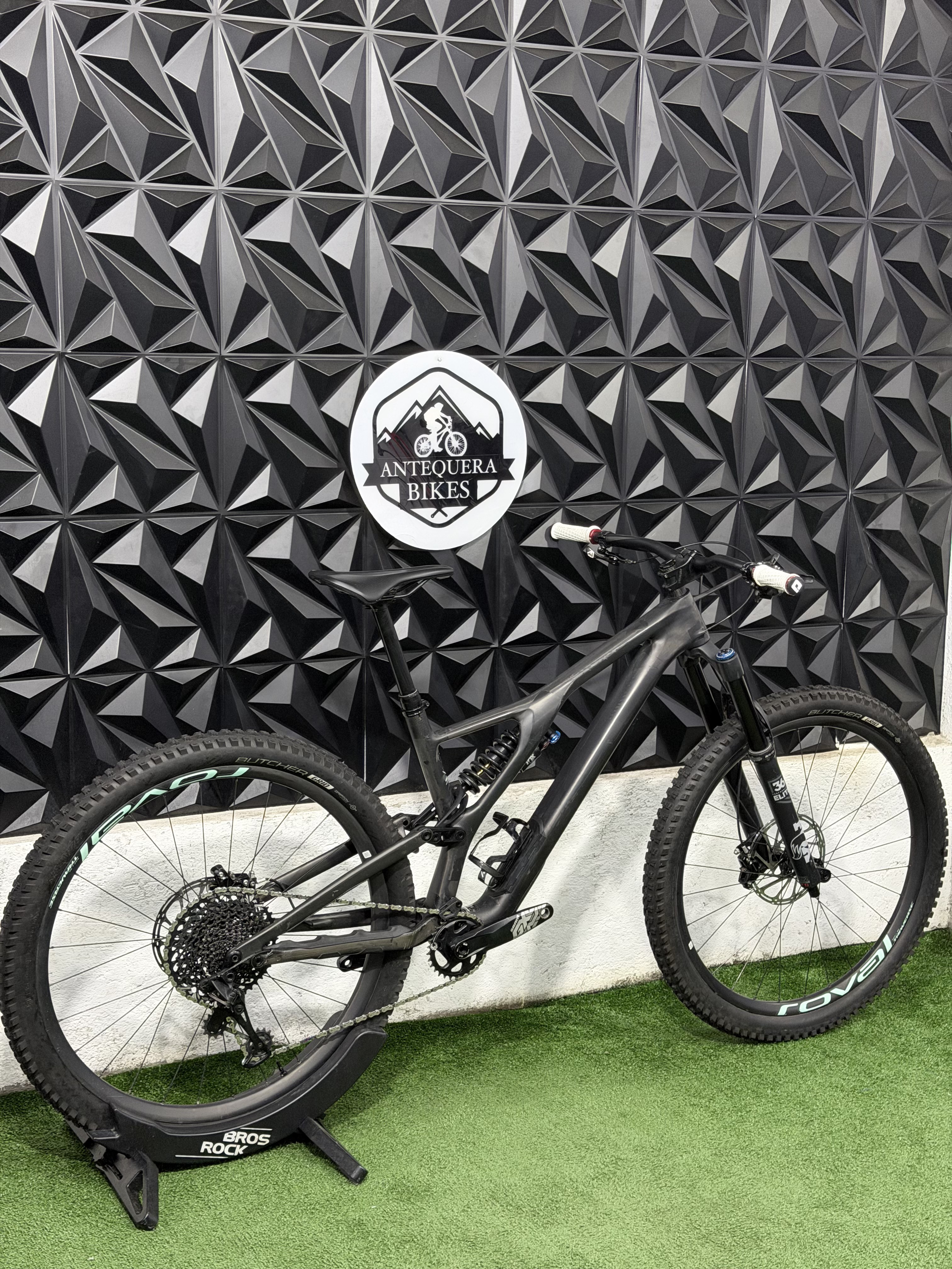 SPECIALIZED STUMPJUMPER EVO FULL CARBON
