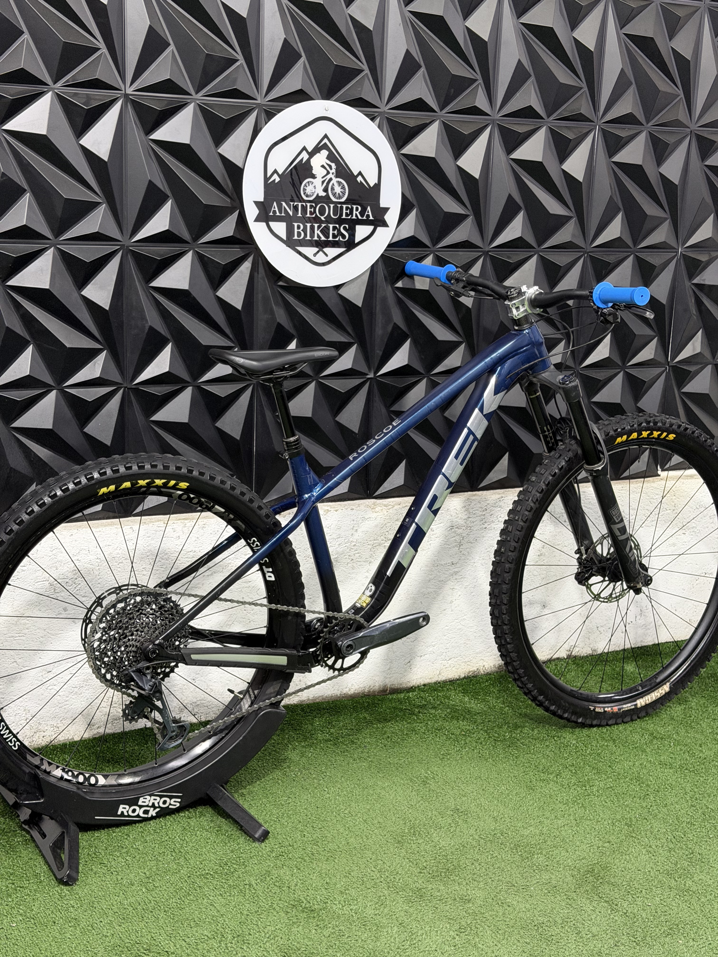 TREK ROSCOE 8 GEN 3 MEJORADA