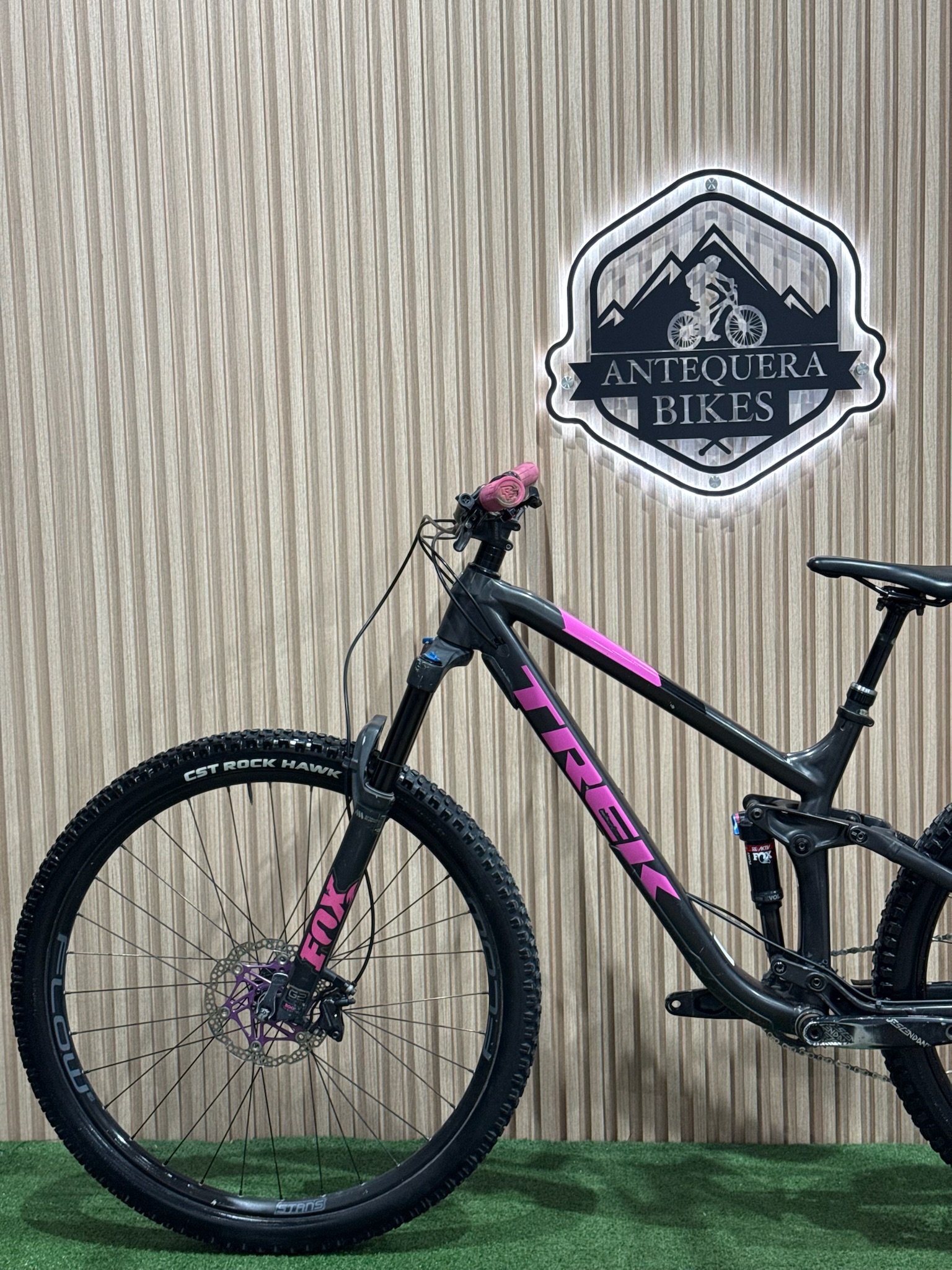 TREK FUEL EX 8