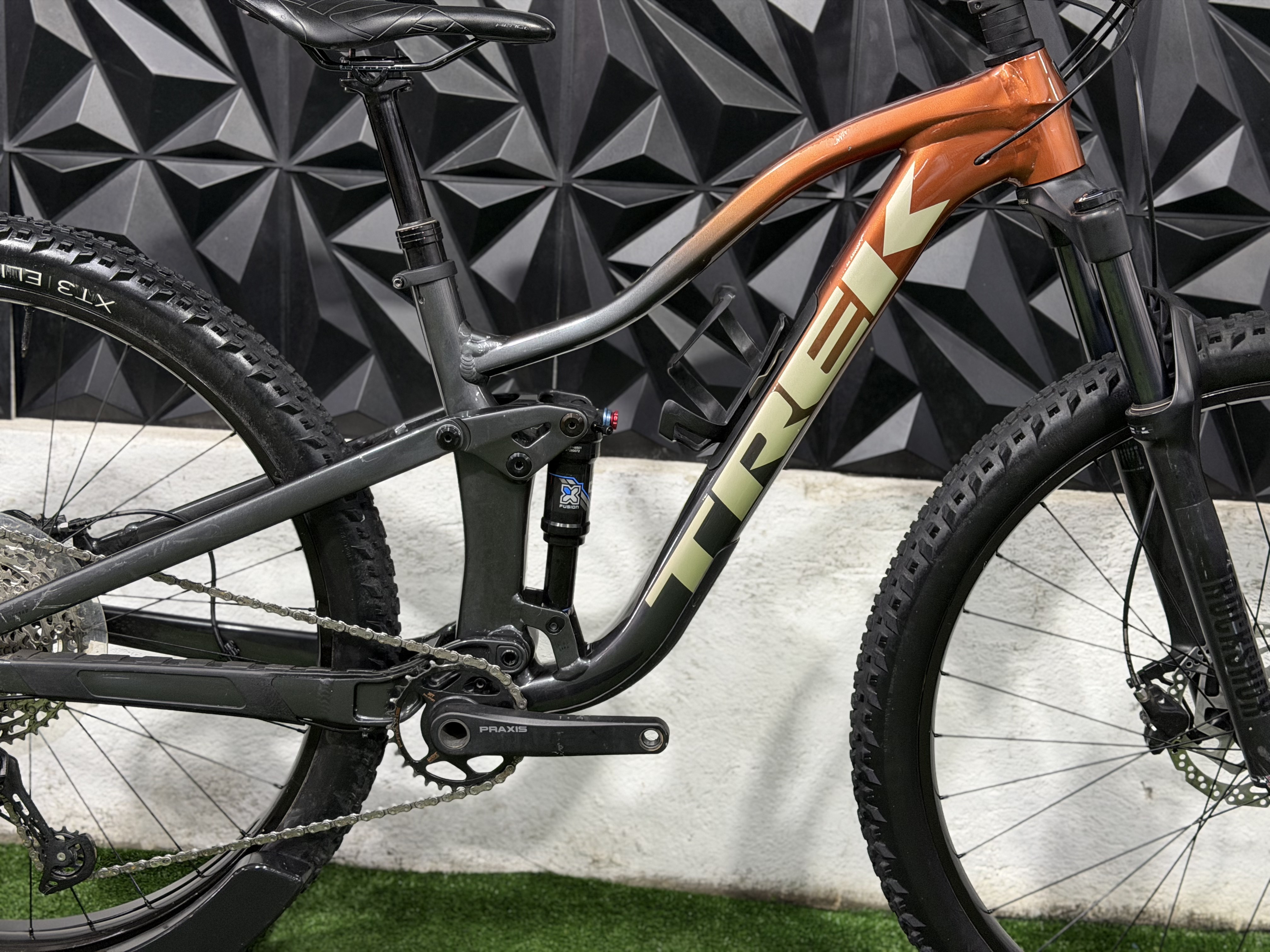 TREK TOP FUEL
