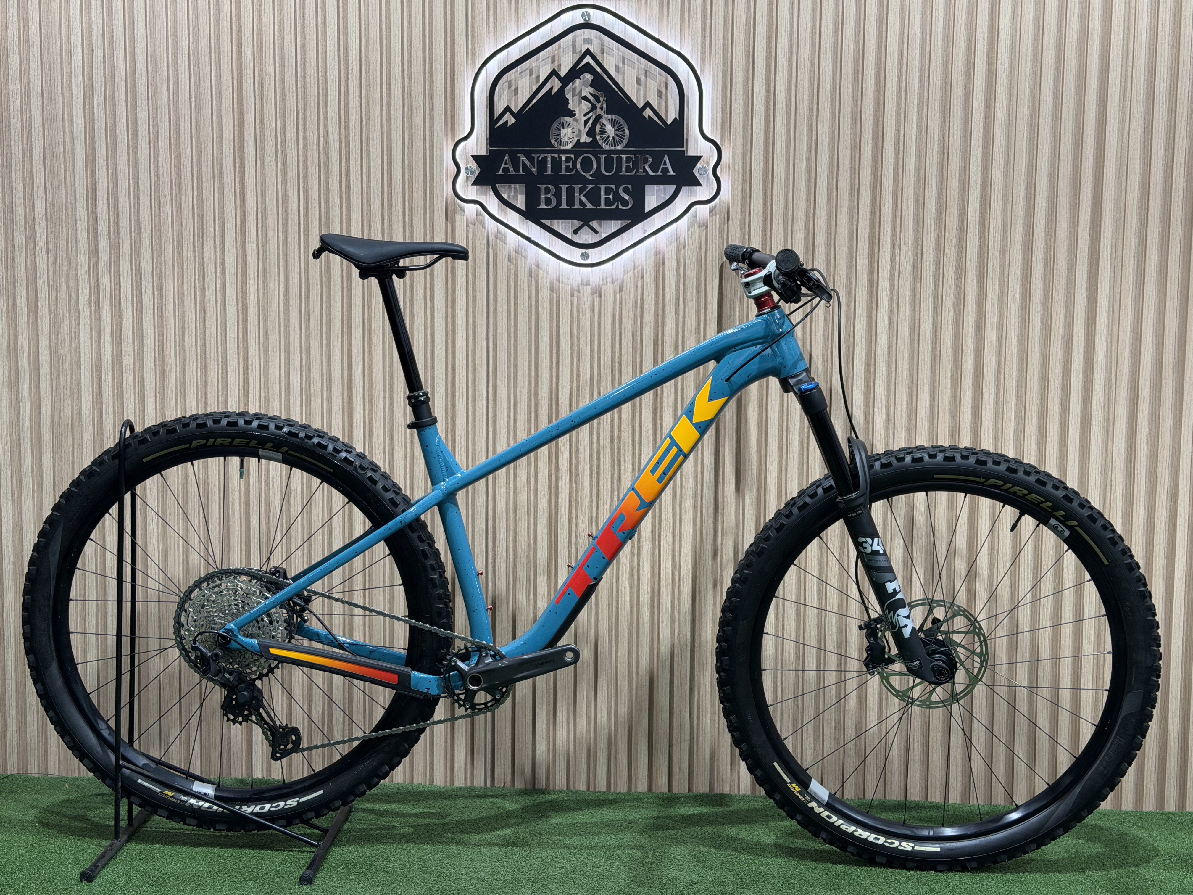 TREK ROSCOE 7 GEN 3 CON MEJORAS  IMPECABLE