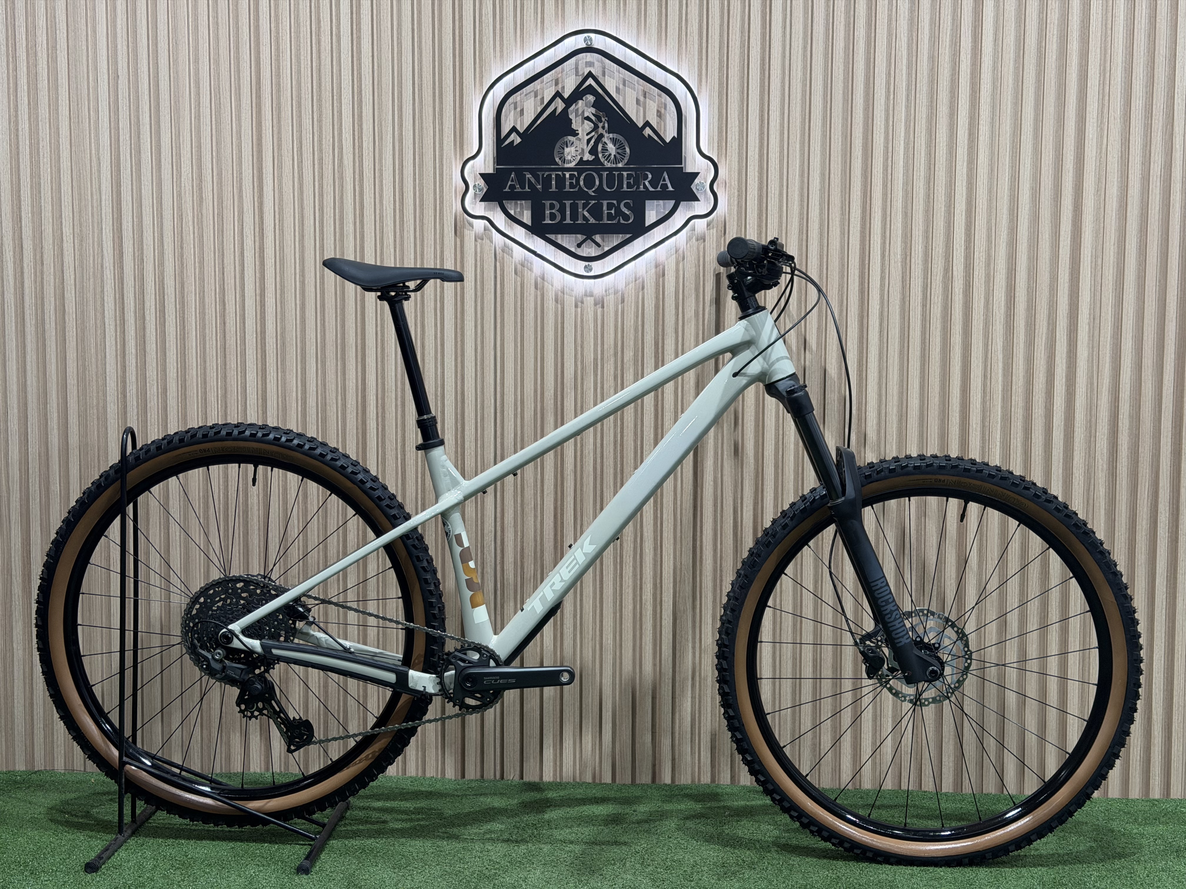TREK ROSCOE 7 GEN 4