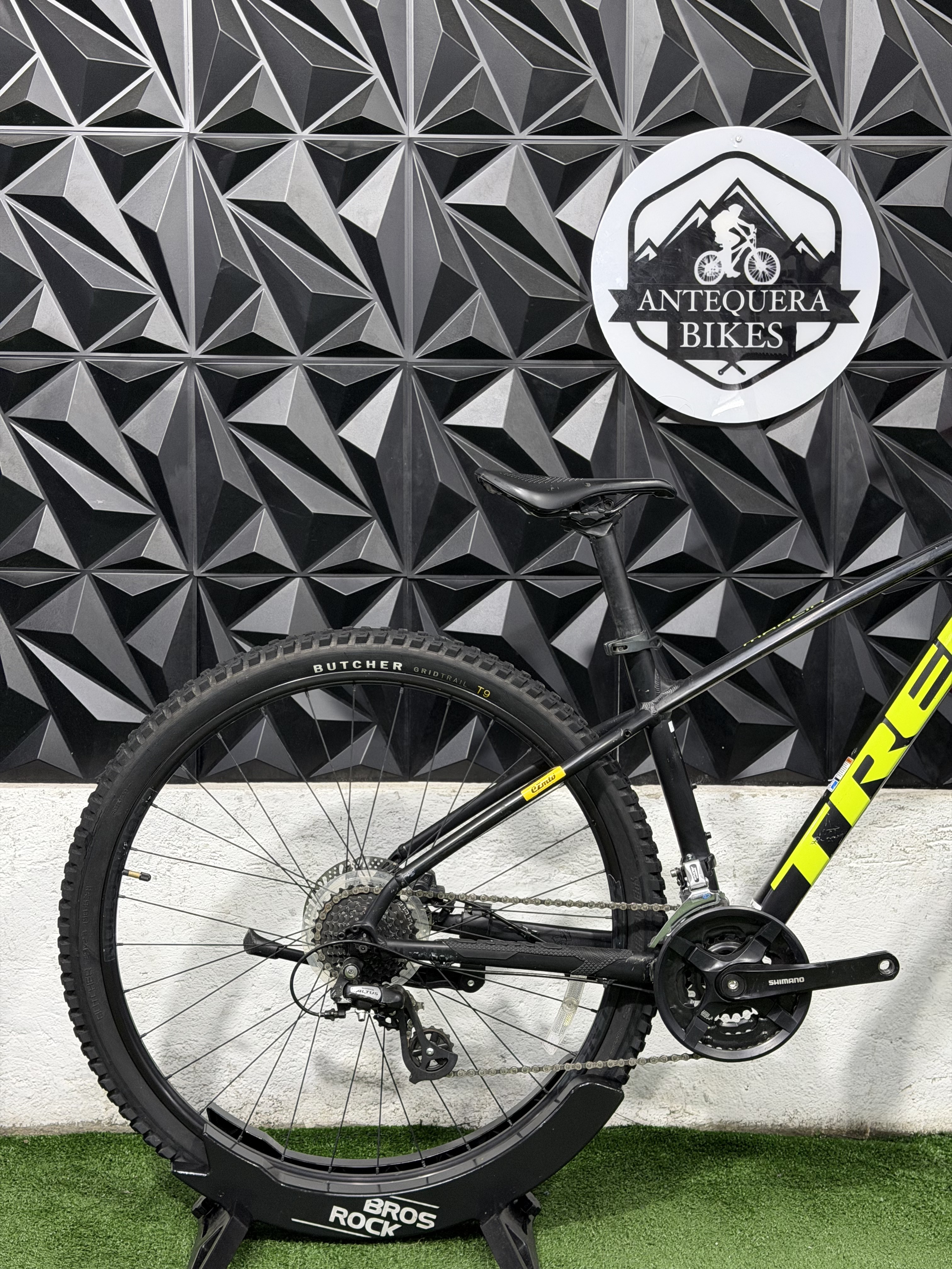 TREK MARLIN 6