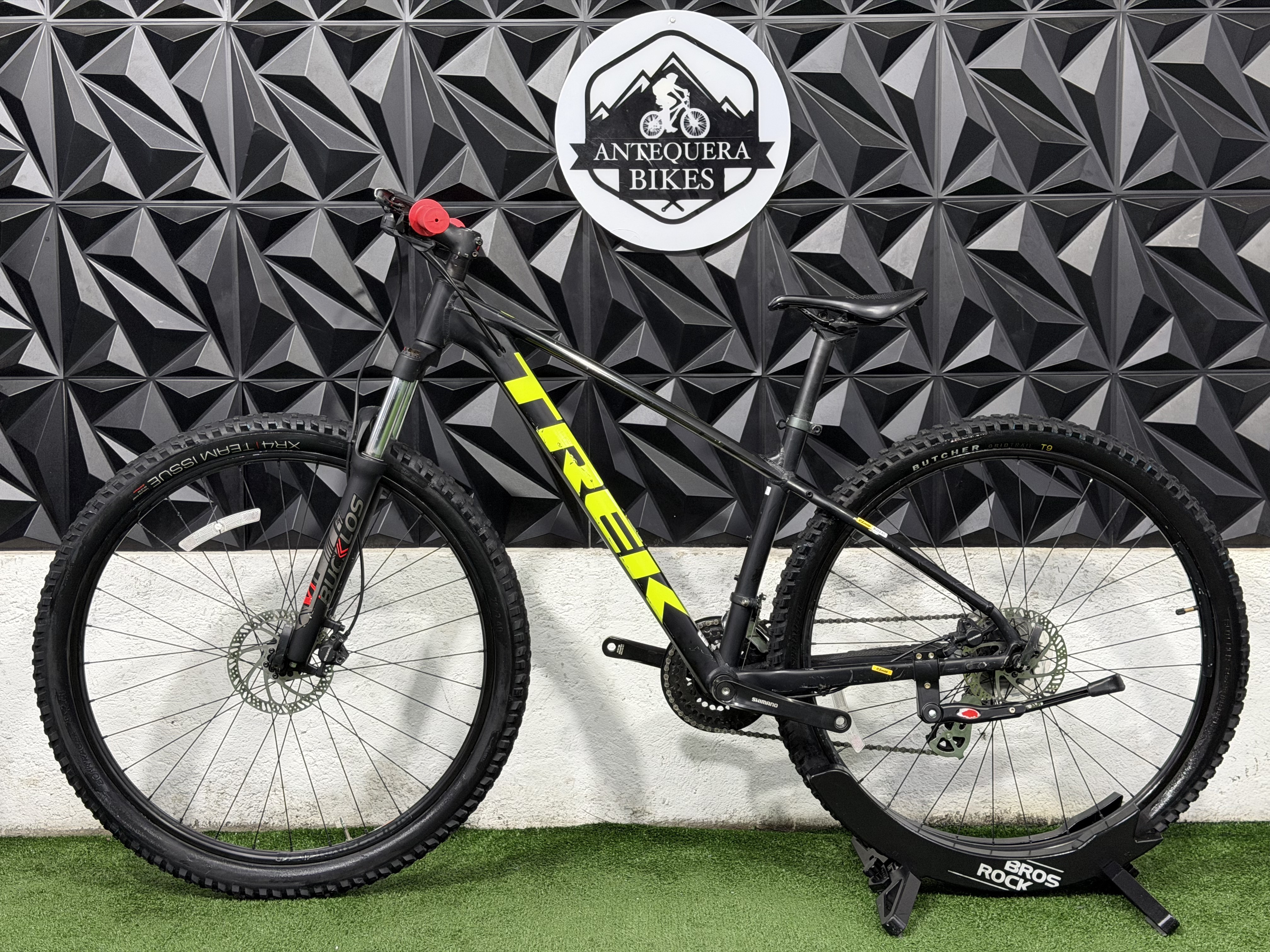 TREK MARLIN 6