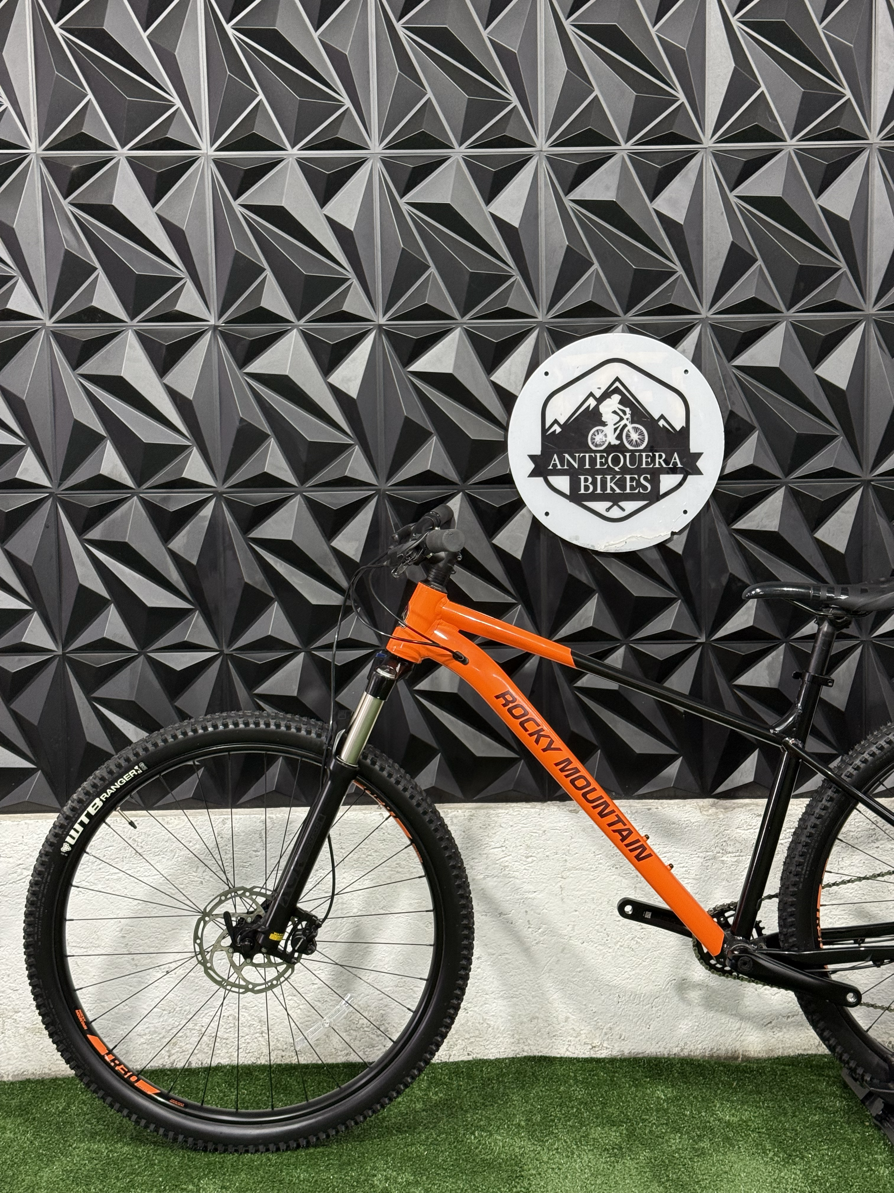 ROCKY MOUNTAIN FUSION 30