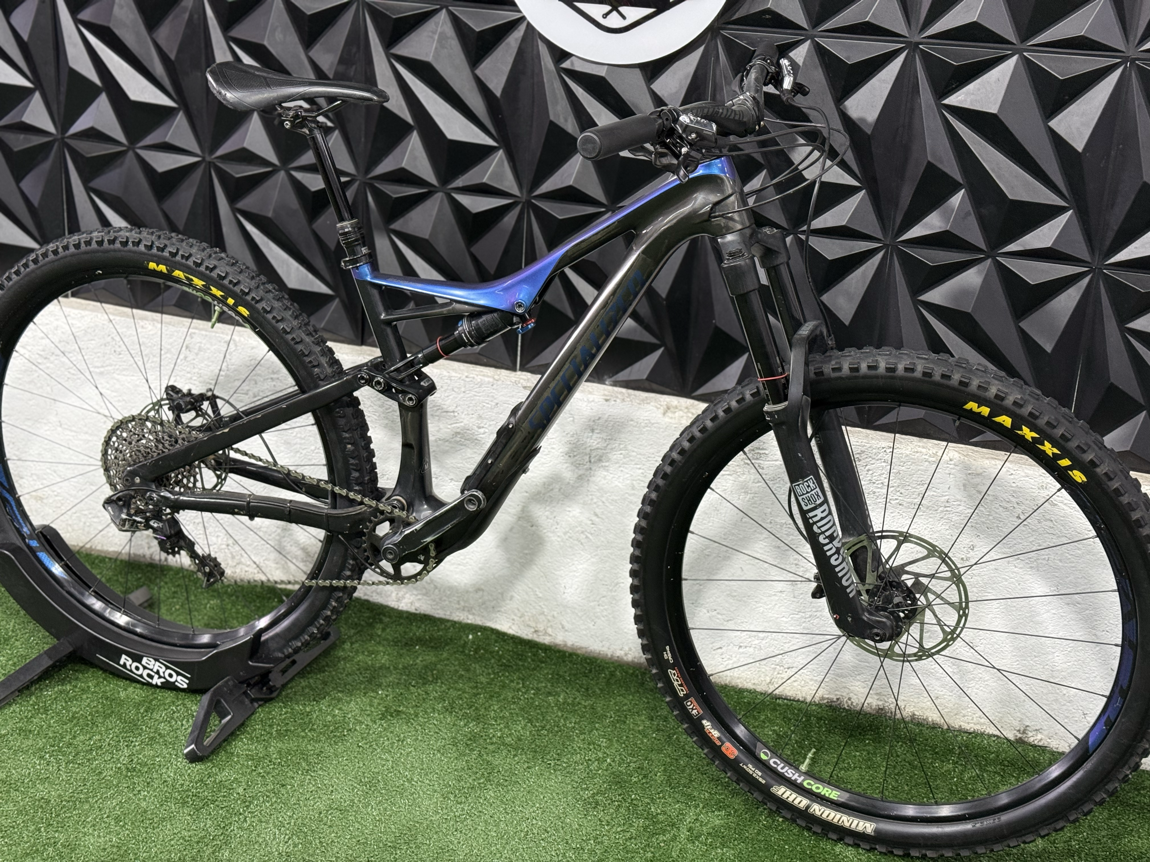 SPECIALIZED STUMPJUMPER CARBÓN
