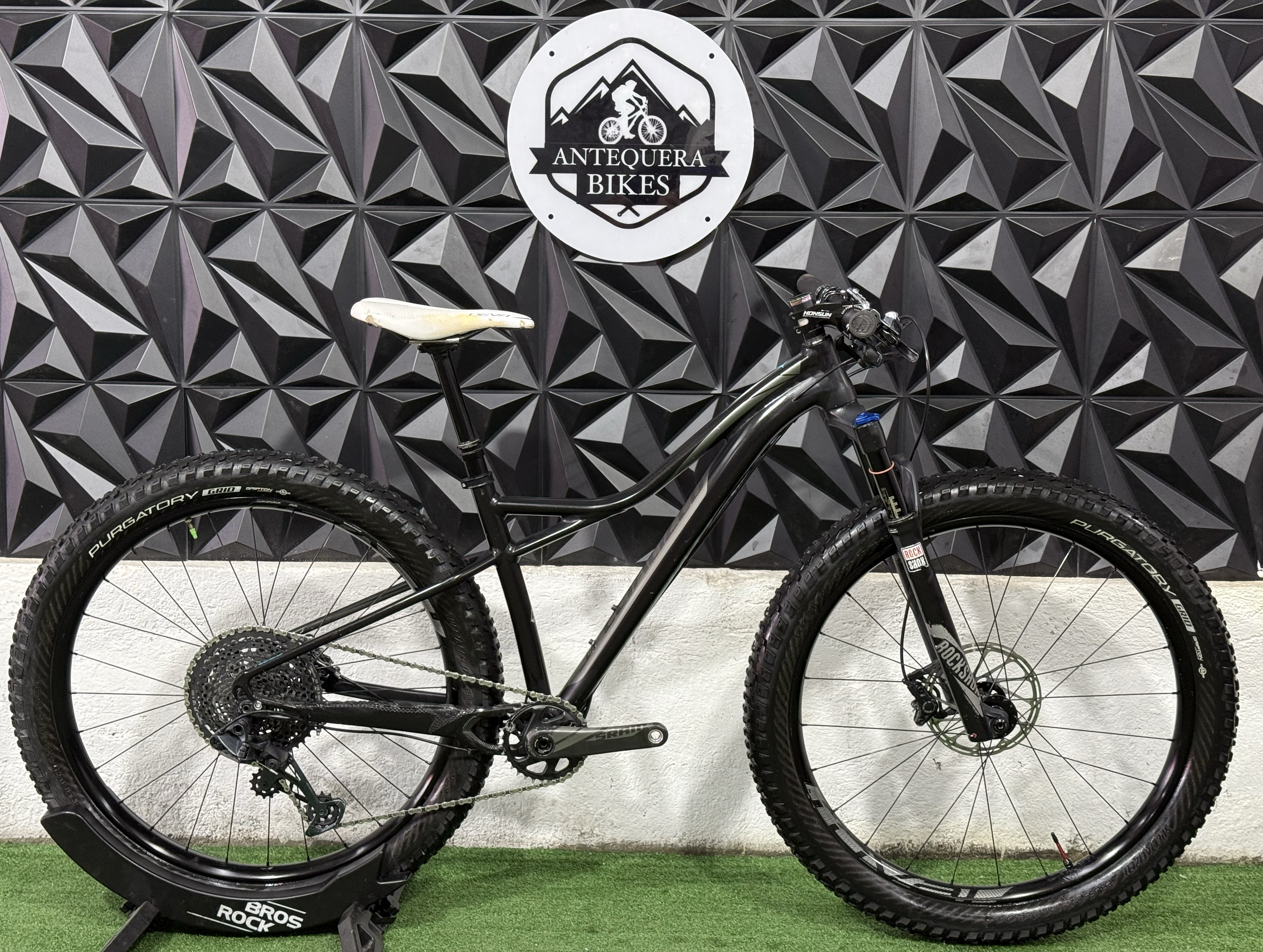 SPECIALIZED RUZE
