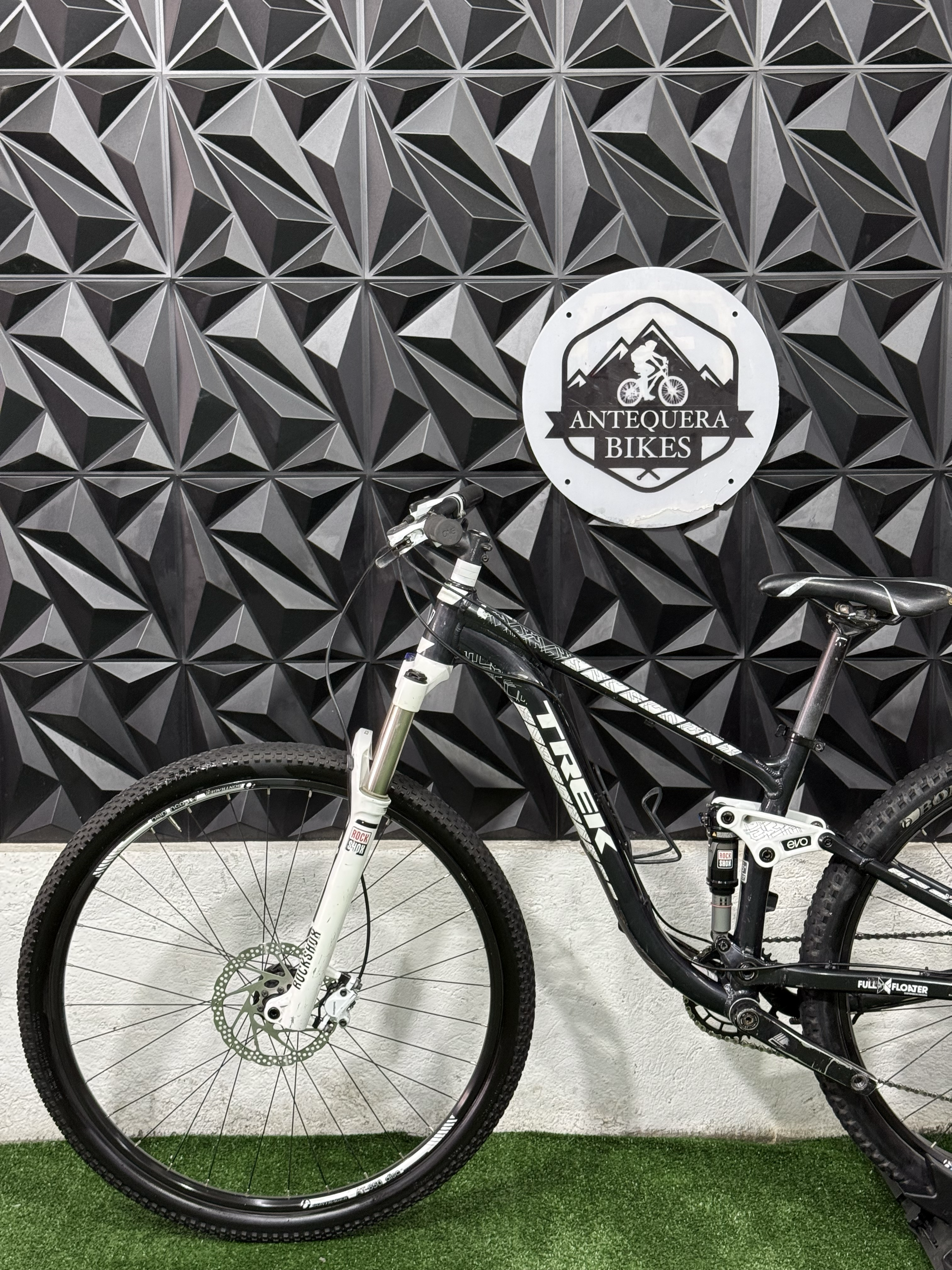 TREK FUEL EX