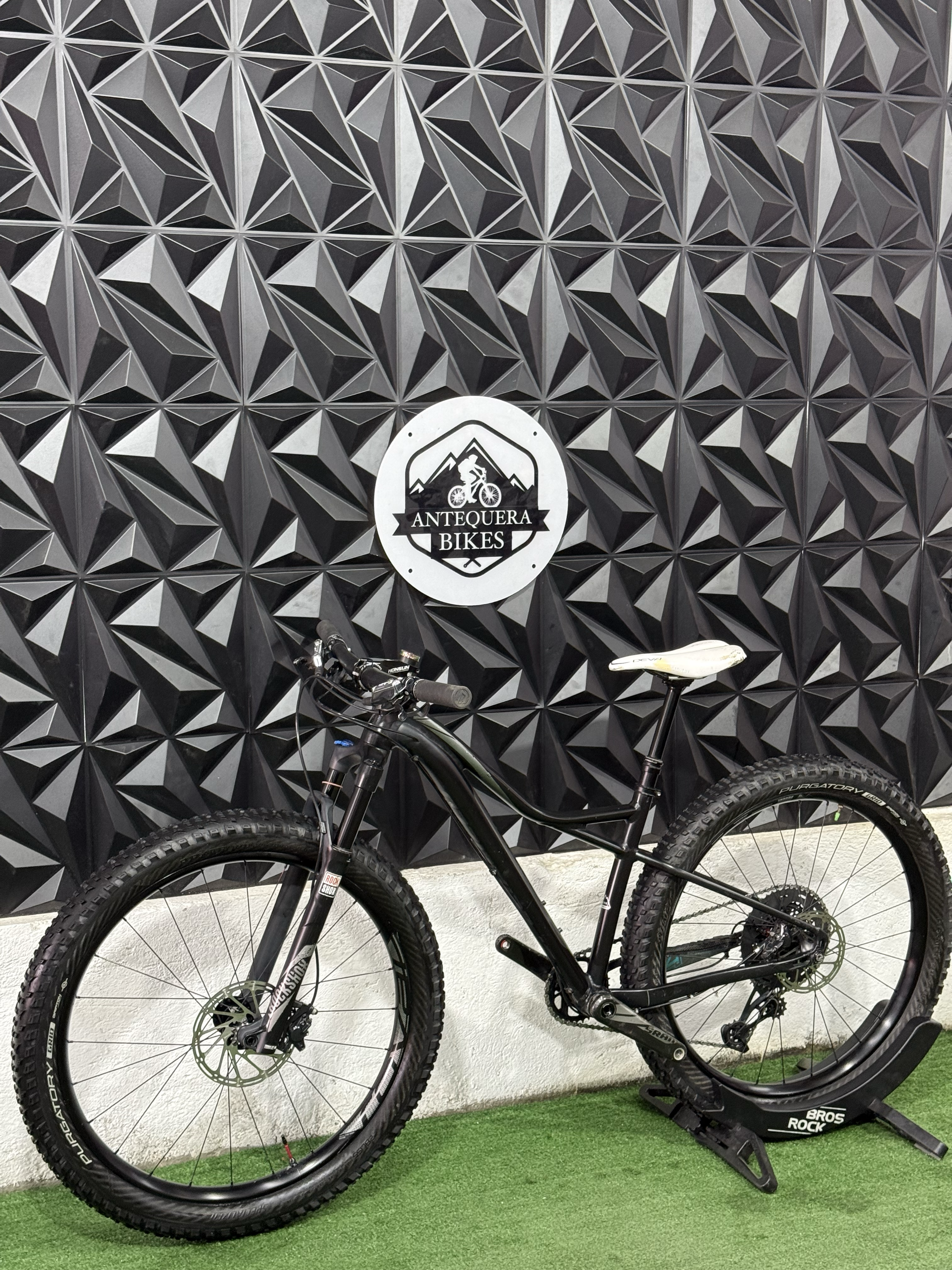 SPECIALIZED RUZE