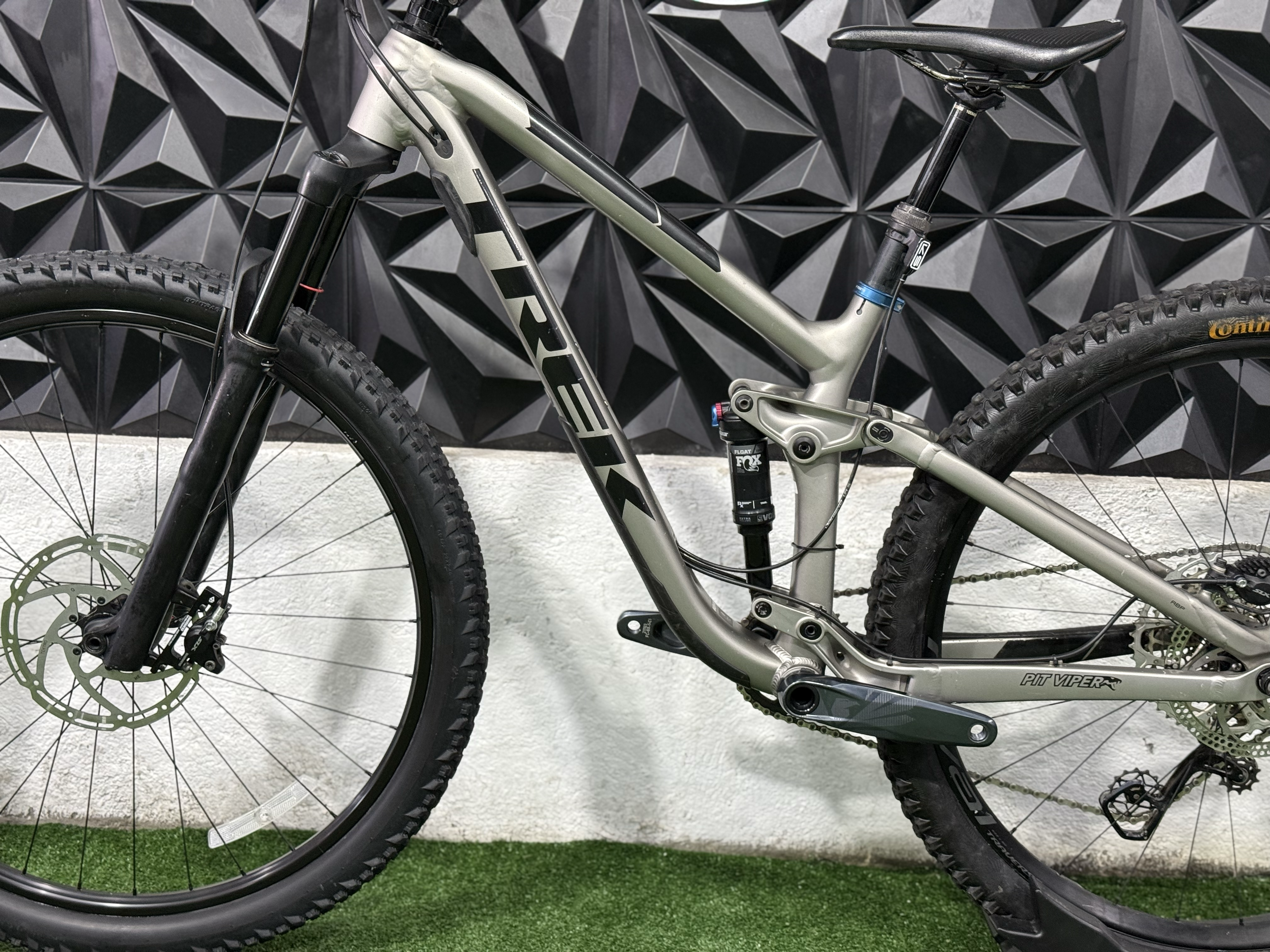 TREK FUEL EX 7