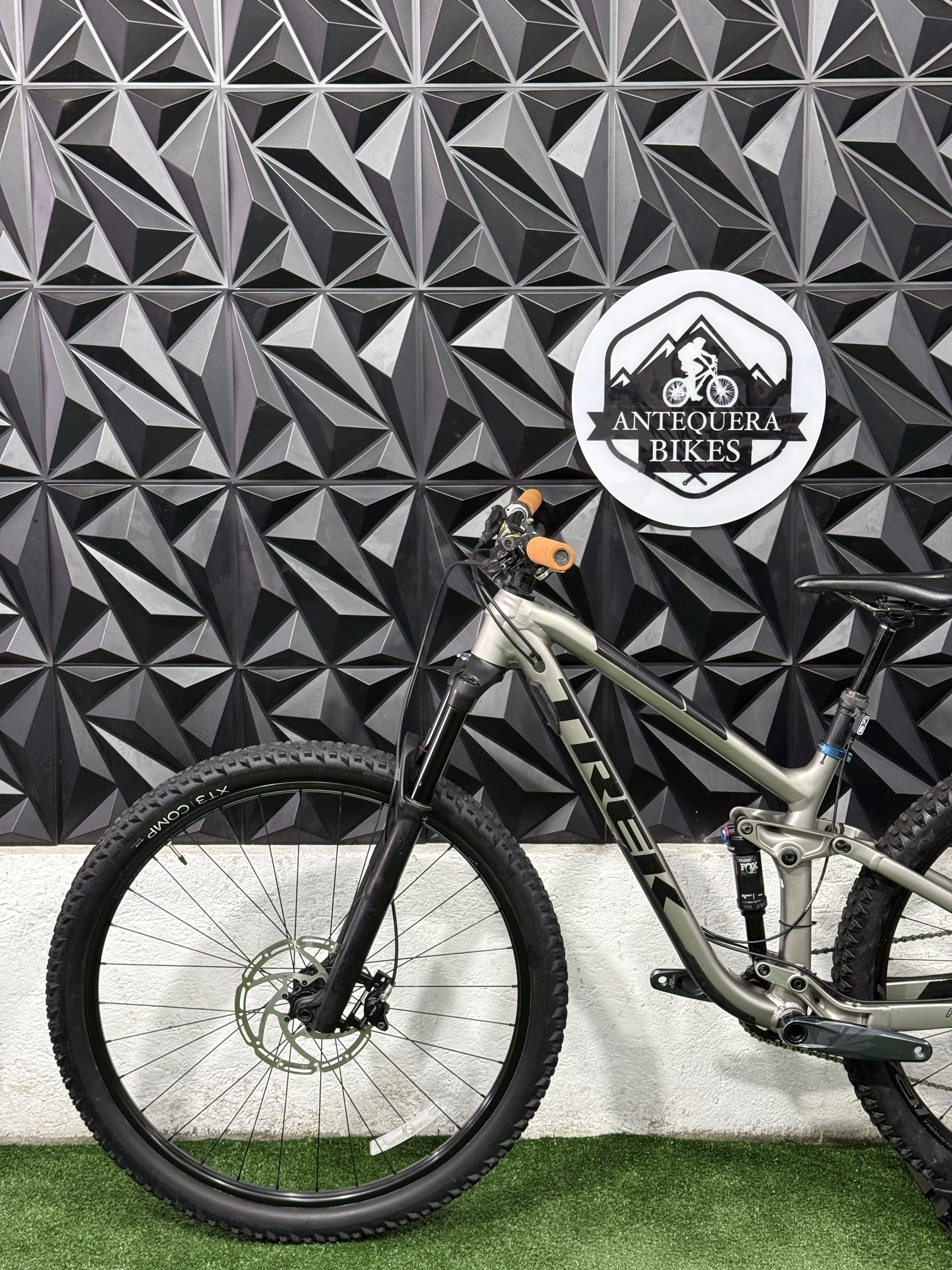 TREK FUEL EX 7