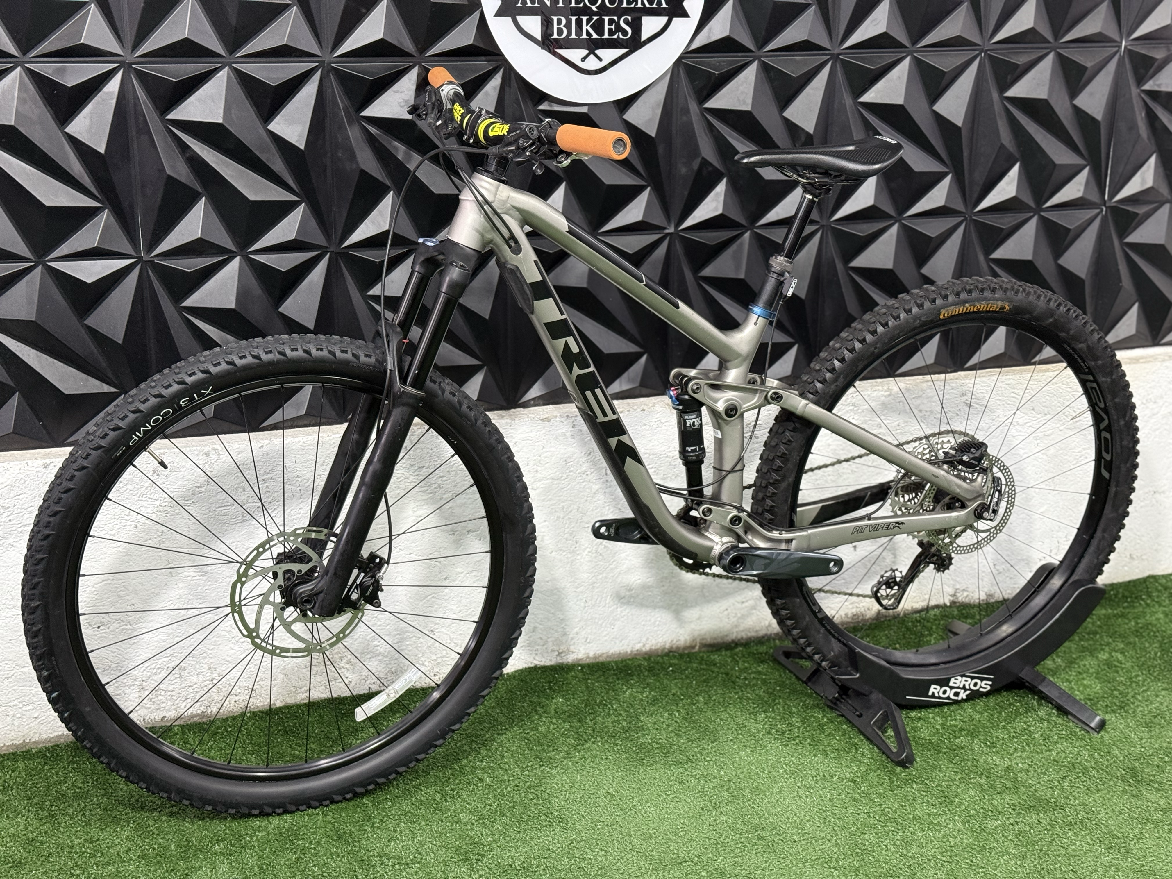 TREK FUEL EX 7