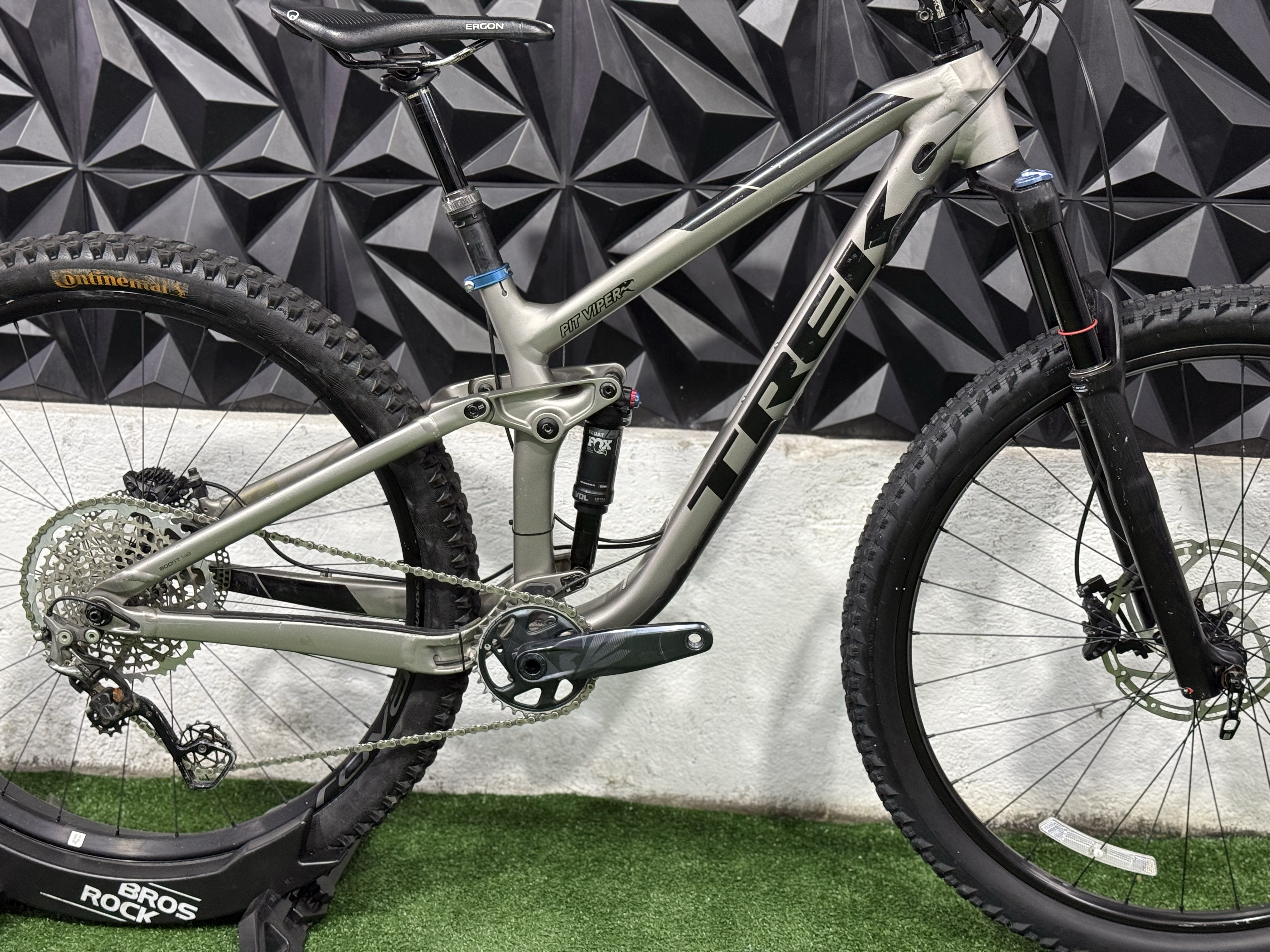 TREK FUEL EX 7