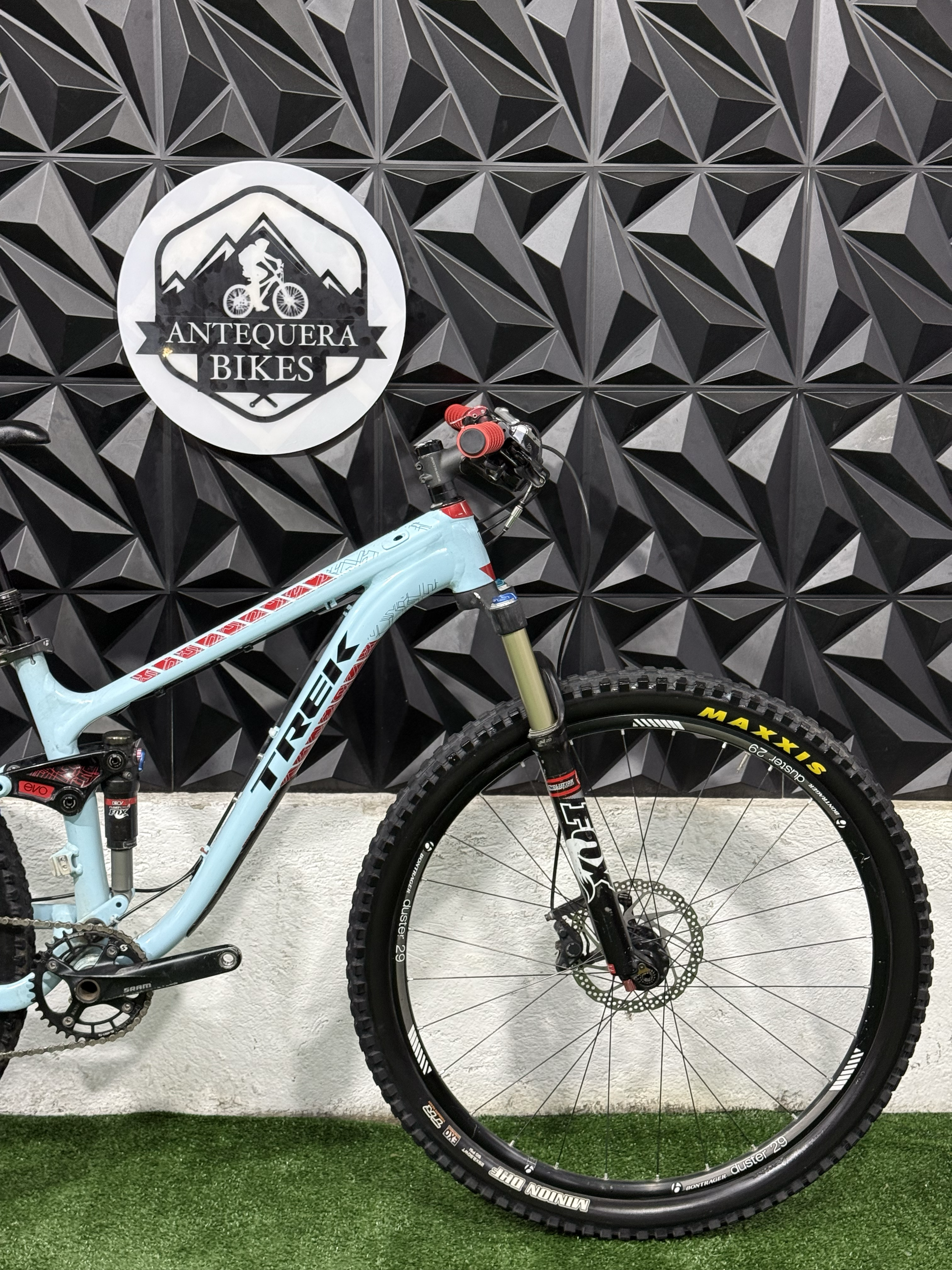 TREK FUEL EX 8