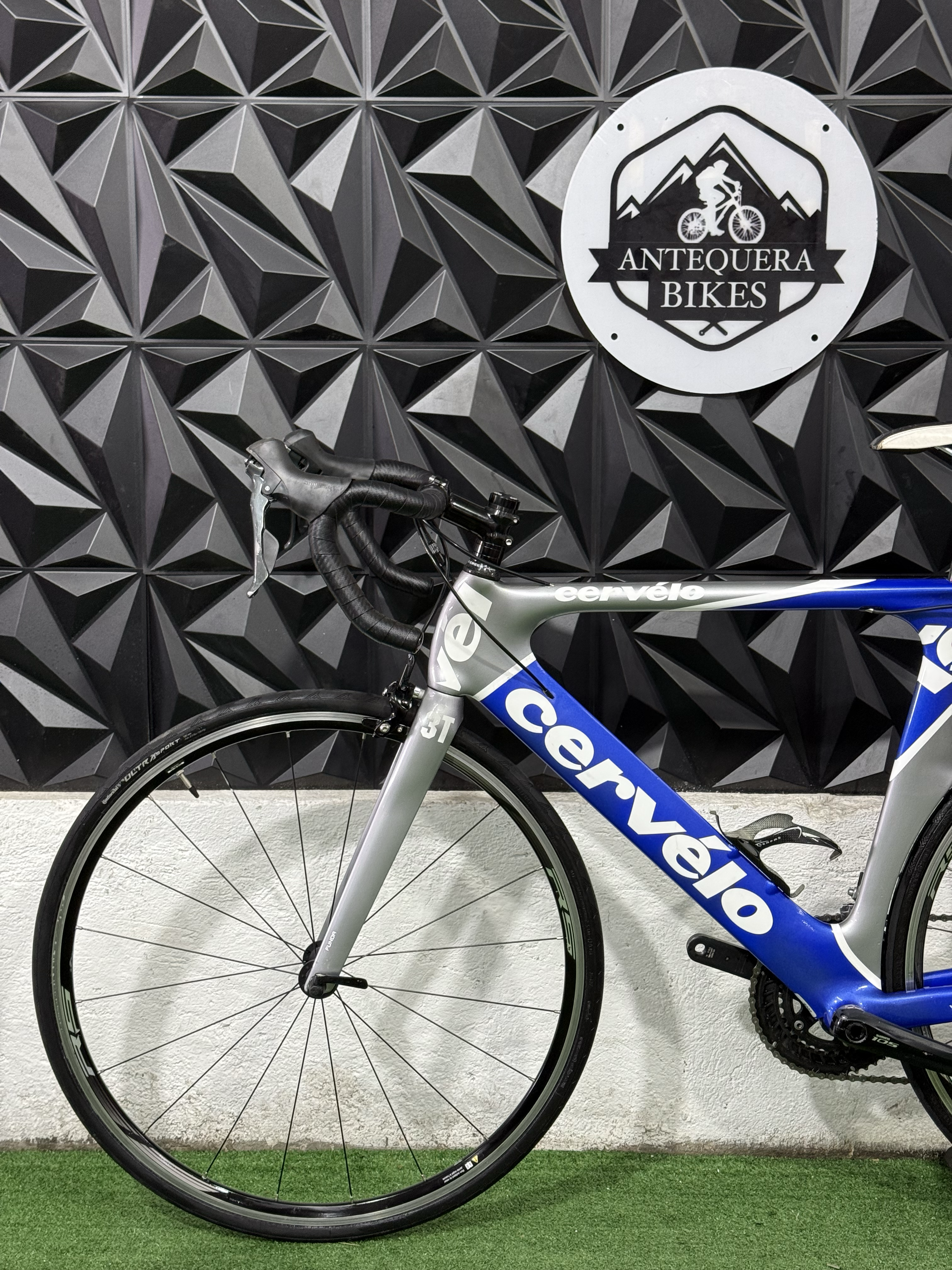 CERVÉLO P2 DE CARBÓN