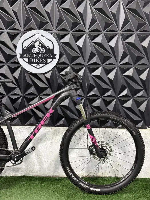 TREK ROSCOE 8