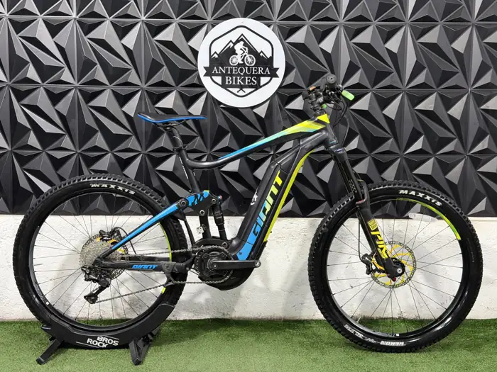 E-BIKE GIANT FULL E