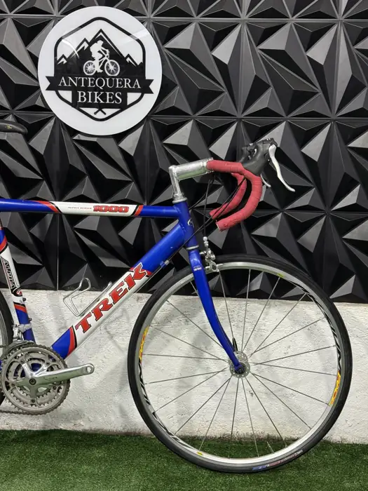 TREK 1000