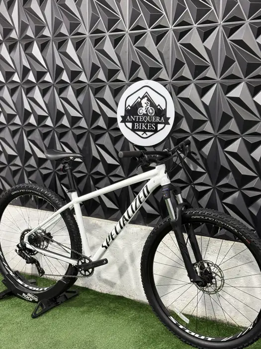 SPECIALIZED ROCKHOPPER SPORT