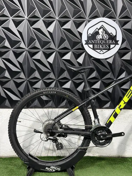 TREK MARLIN 6