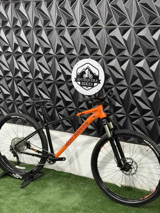 ROCKY MOUNTAIN FUSION 30